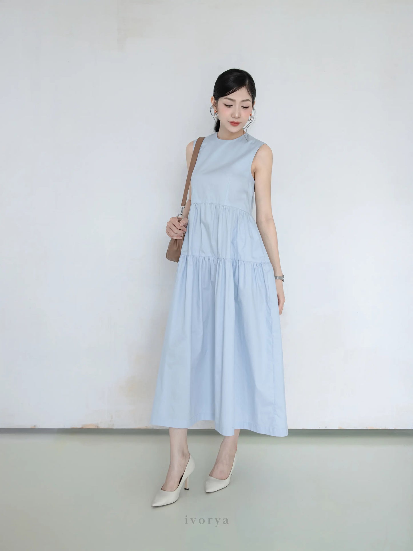 Đầm nữ form rộng màu xanh dương nhạt - YD9934C