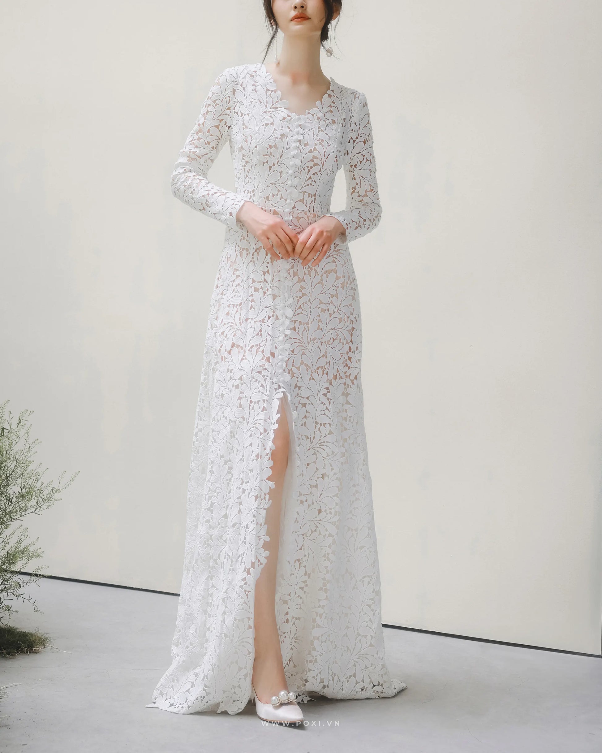 Elegant lace custom-order dress with V-neck and long sleeves - D1142 - POXI