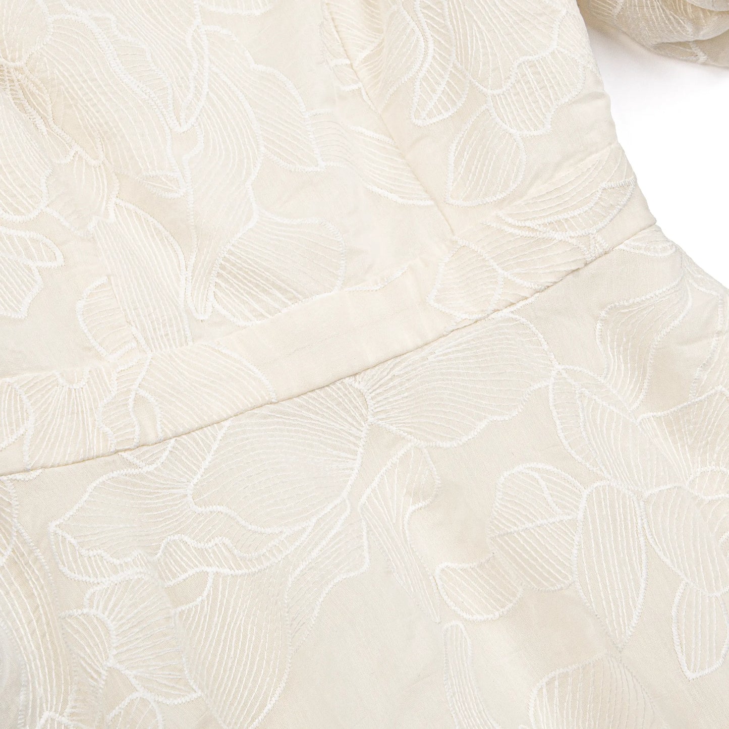 Đầm cổ U  tay phồng và dáng váy xòe - D1804 Regular