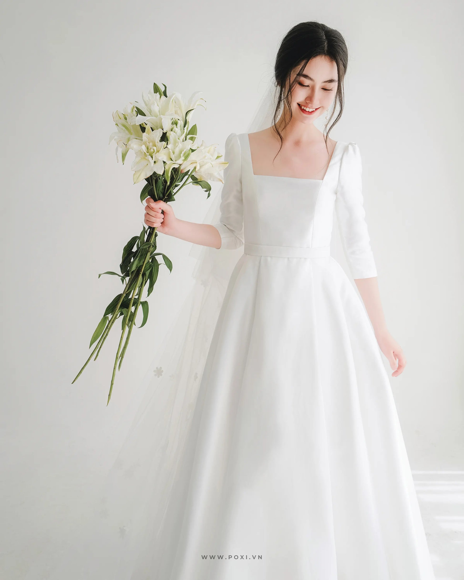 Đầm cổ vuông tay lở, váy xòe xếp ly - D1708 Regular