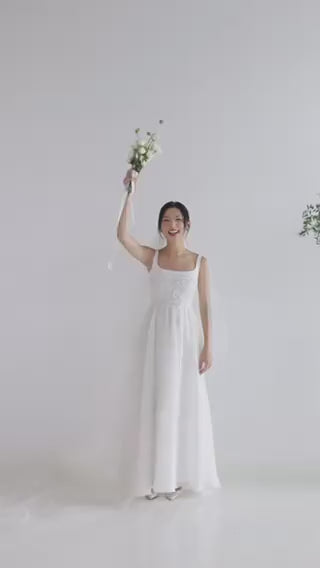 Đầm cổ V tay dài dáng váy ôm hông nhẹ - D1782B