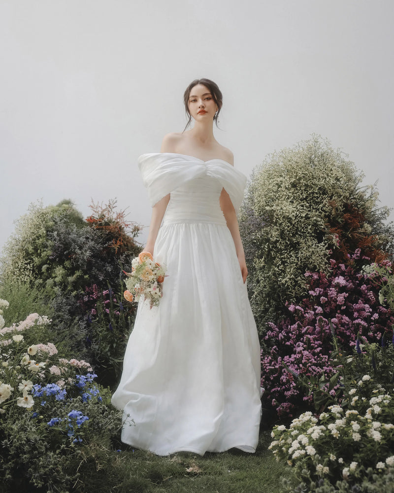 Simple lovely satin silk wedding dresses collection