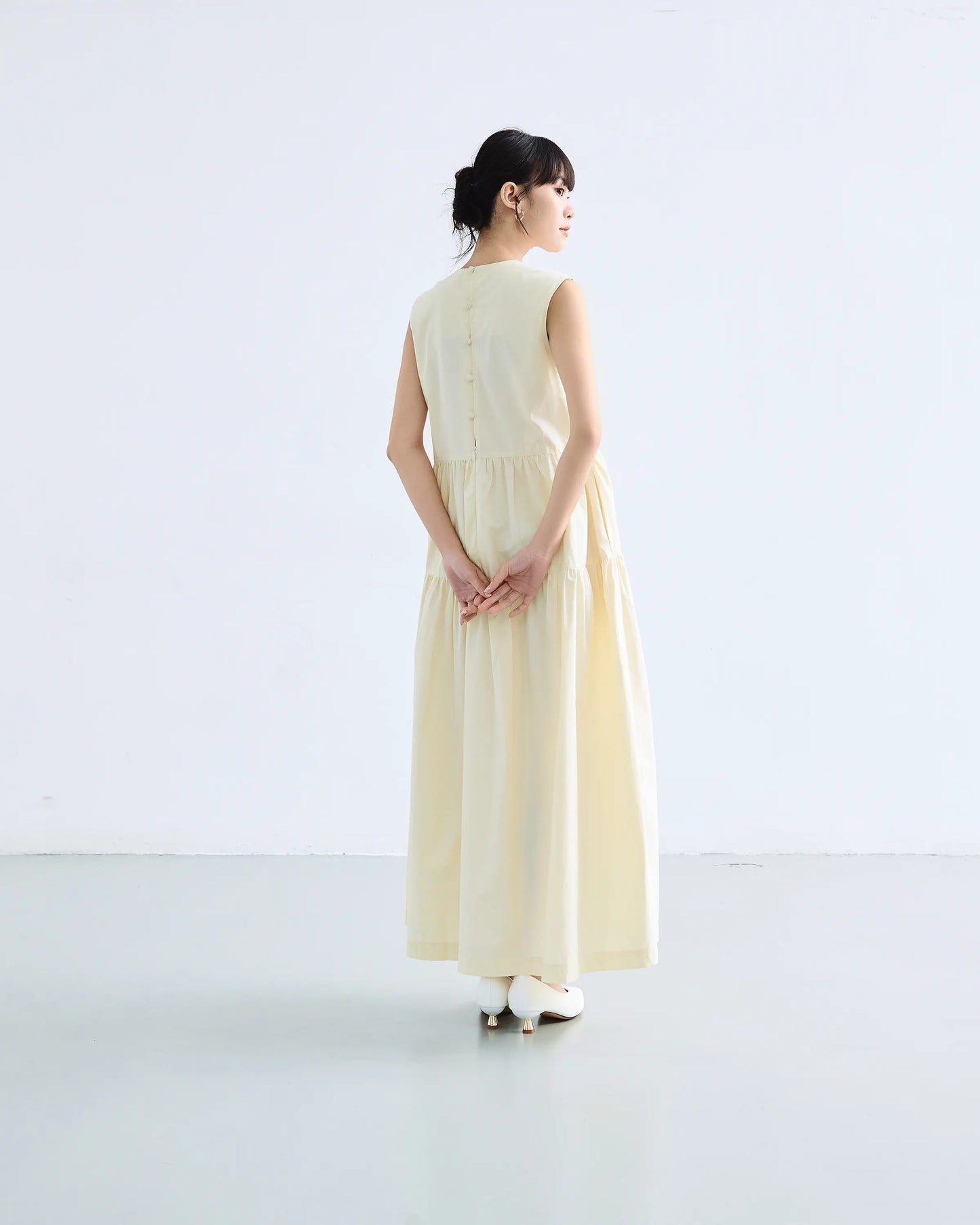 Đầm nữ form rộng màu vàng kem - YD9934