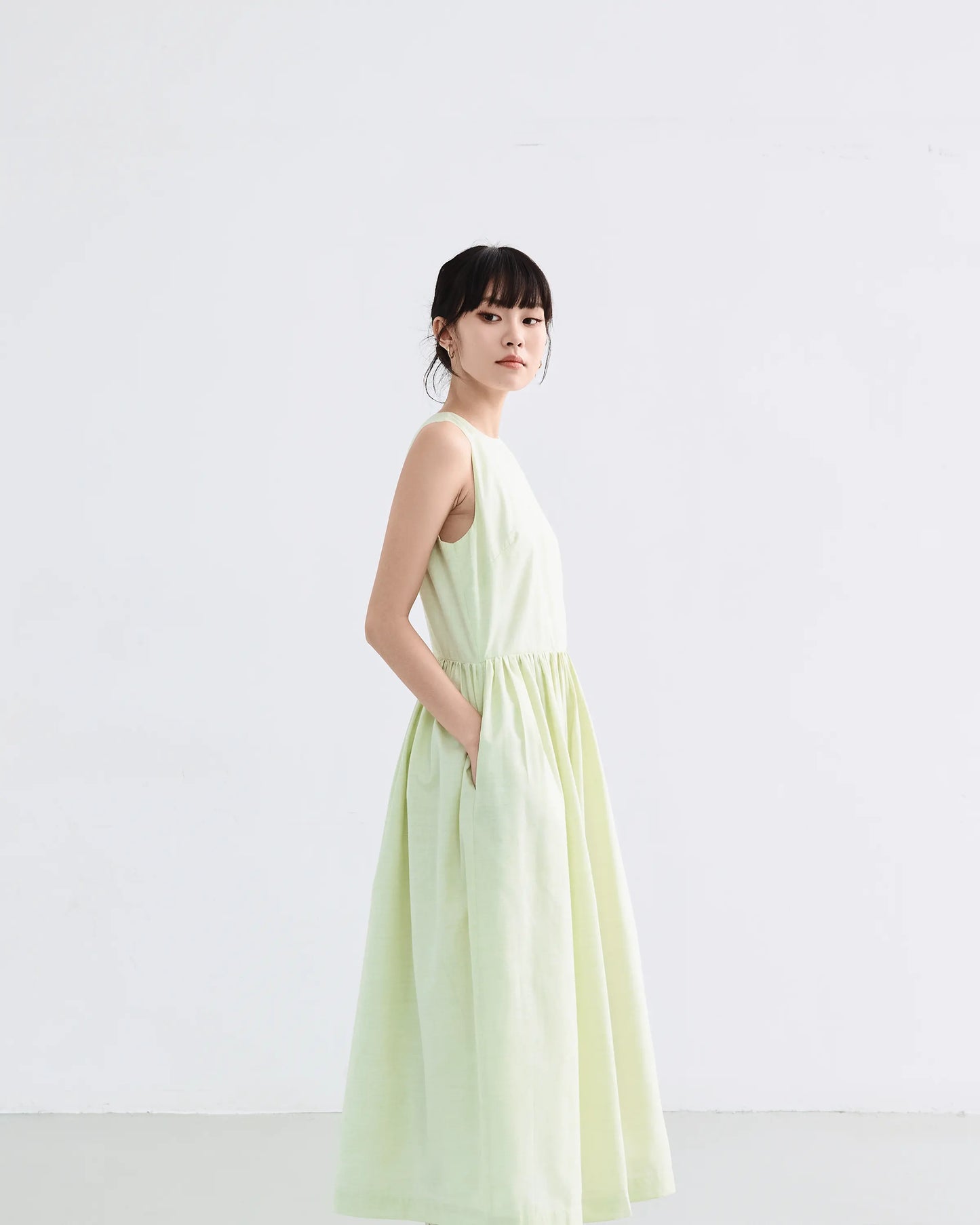 Đầm nữ form rộng màu xanh cốm - YD9835