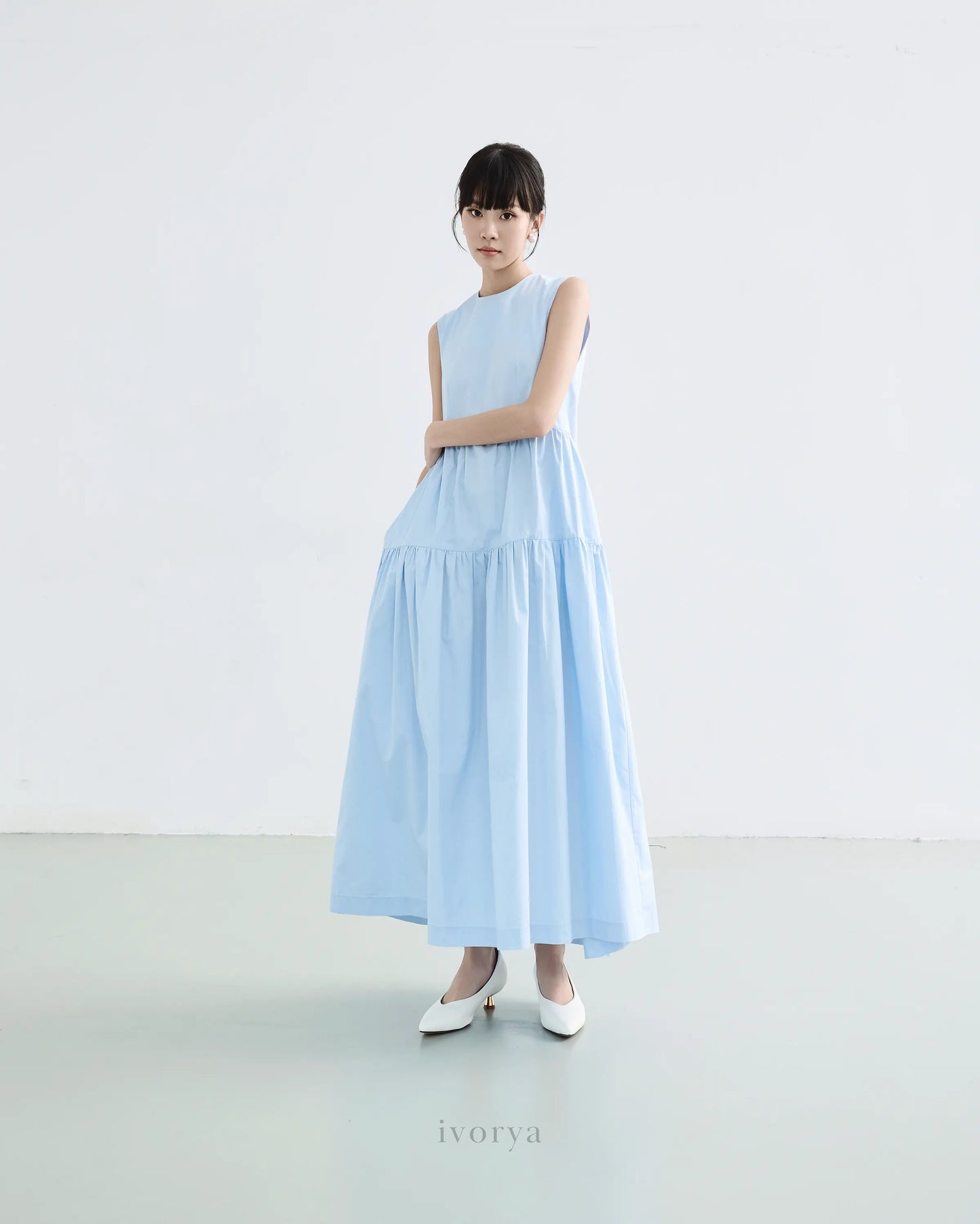 Đầm nữ form rộng màu xanh dương nhạt - YD9934C