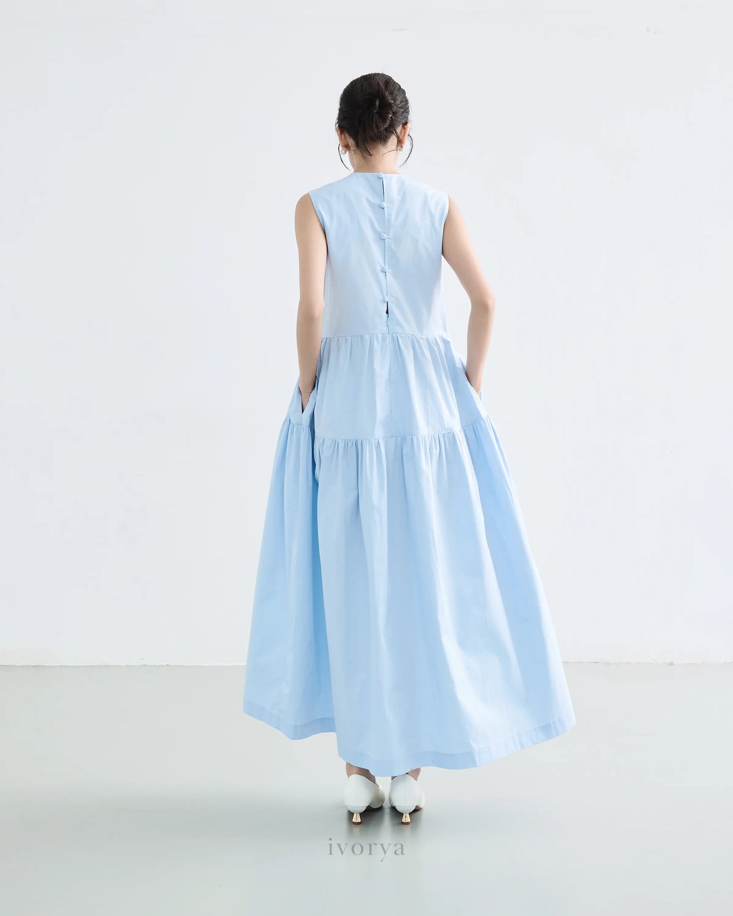 Đầm nữ form rộng màu xanh dương nhạt - YD9934C