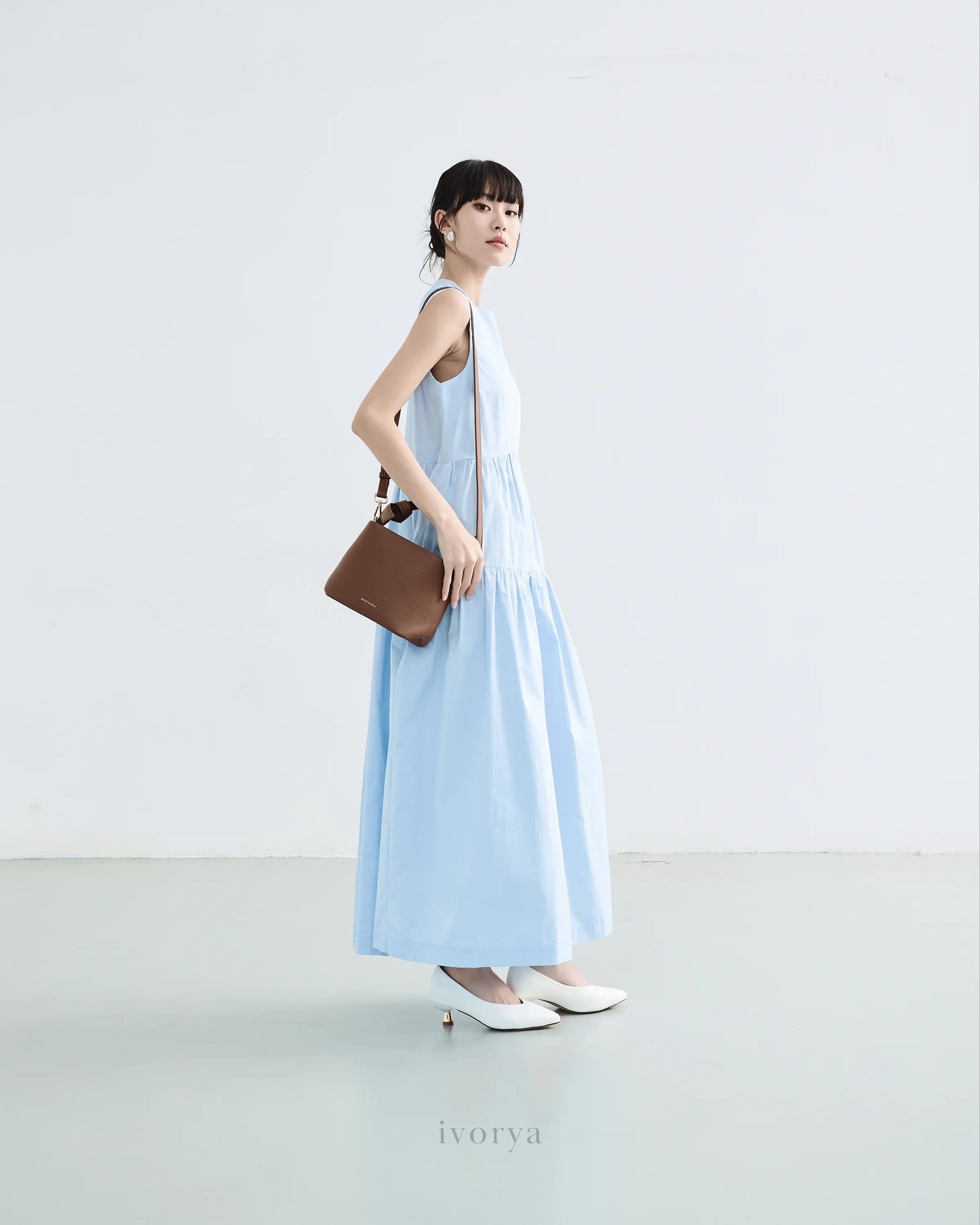 Đầm nữ form rộng màu xanh dương nhạt - YD9934C