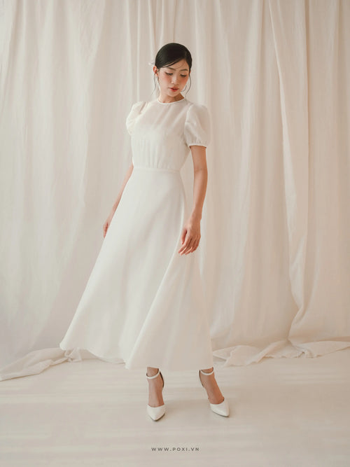 Minimalist wedding dress with crew neck, short sleeves and A line skirt - D1962 Regular