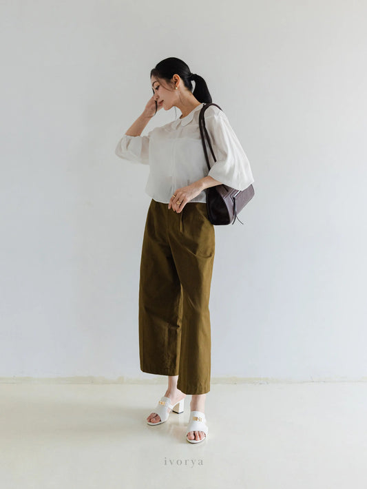 Quần tây nữ ống rộng màu xanh rêu đậm xếp ly trước - YT9925