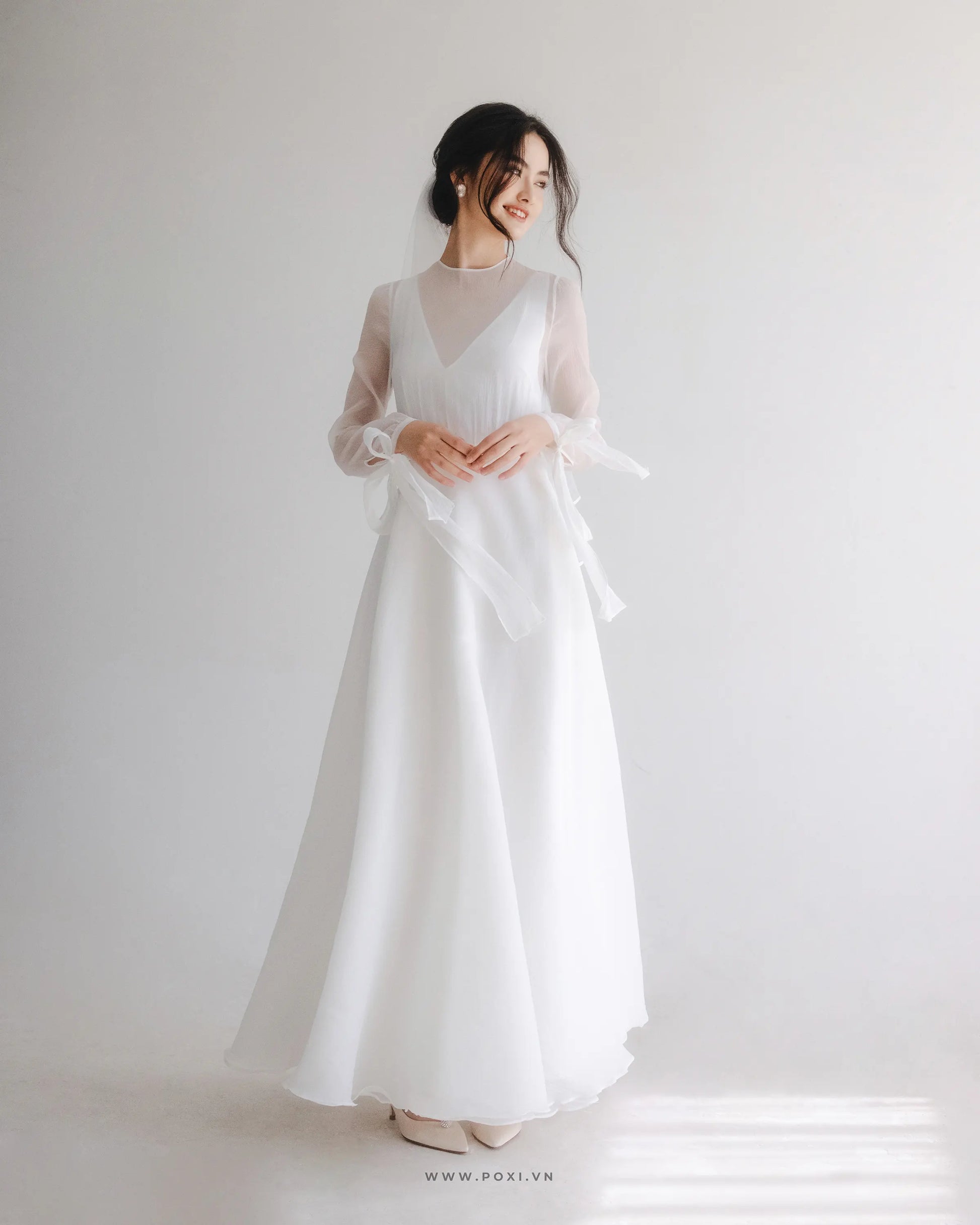 Đầm xòe cổ tròn tay dài có dây cột nơ - D1548 Regular