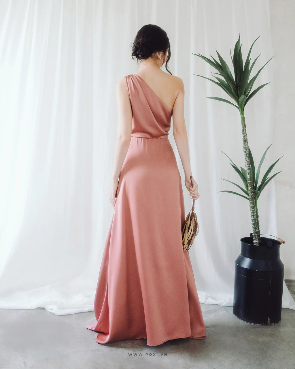 Đầm chéo vai nhún nhẹ đầu vai, dáng váy Aline xòe - D1567 Plus