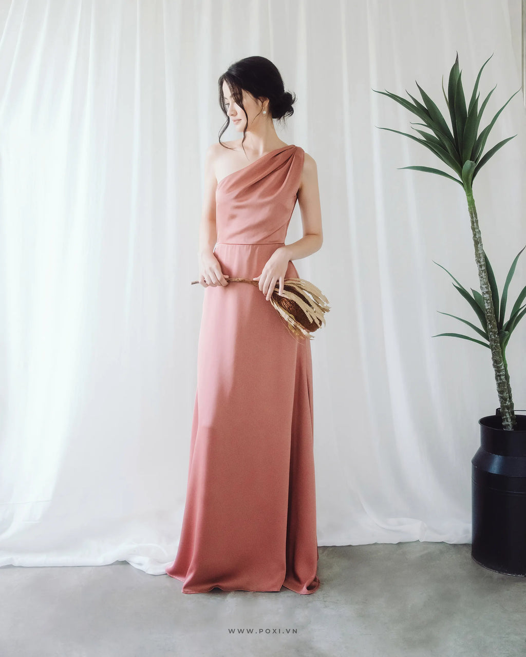 Đầm chéo vai nhún nhẹ đầu vai, dáng váy Aline xòe - D1567 Plus
