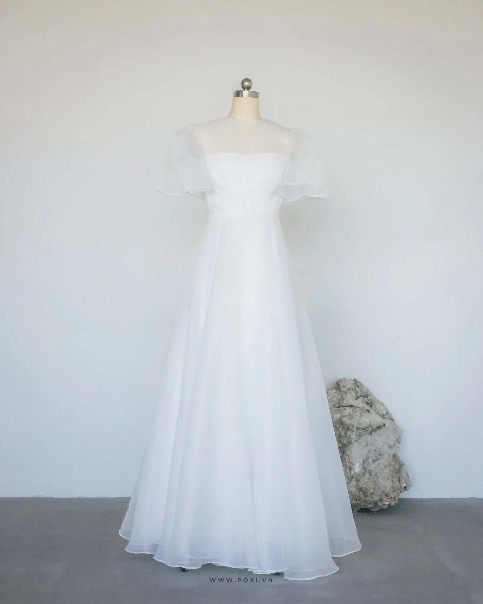 Princess Organza's gentle wedding dress with crew neck and puff-flared sleeves - D1683B - POXI