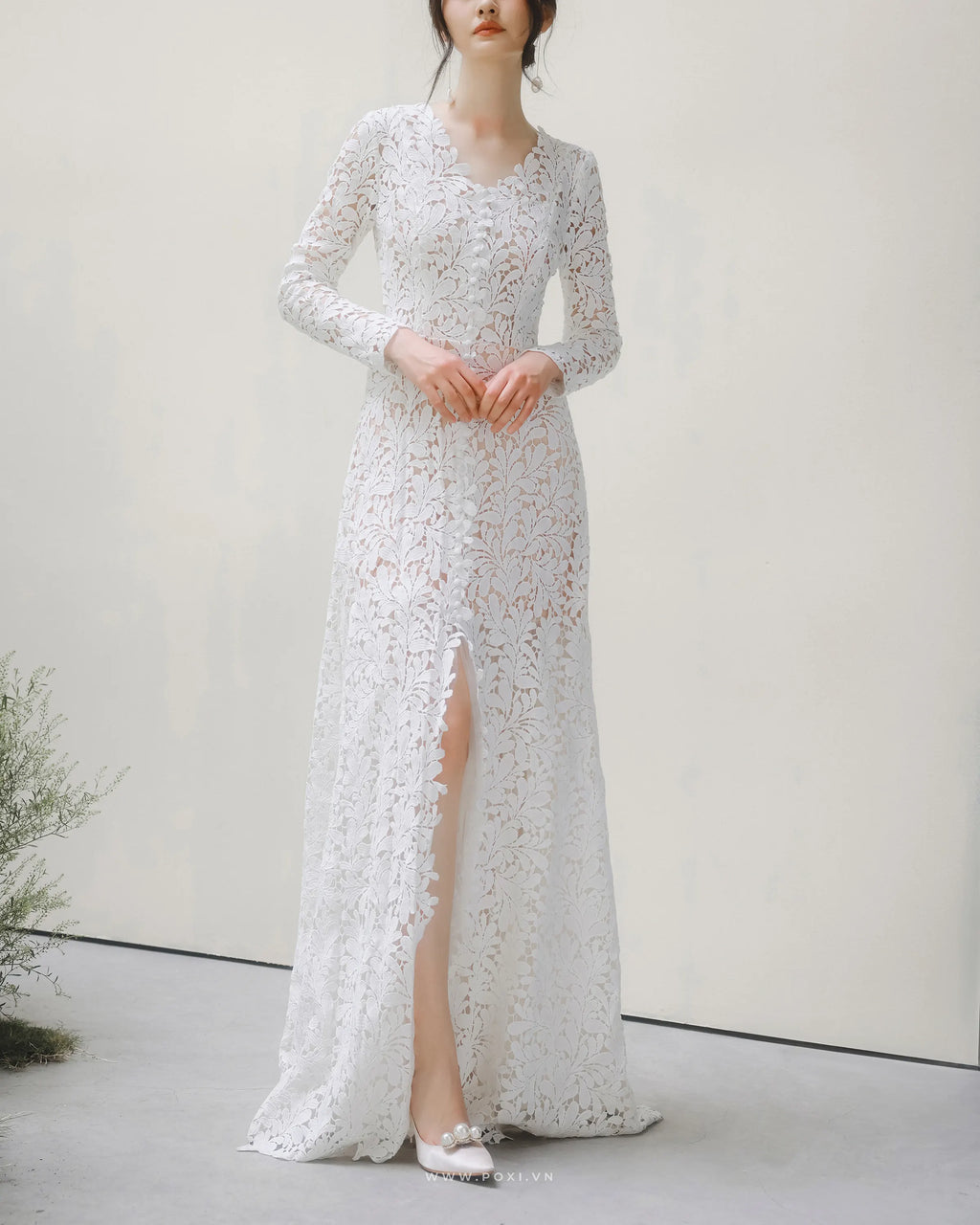 Elegant lace custom-order dress with V-neck and long sleeves - D1142 - POXI