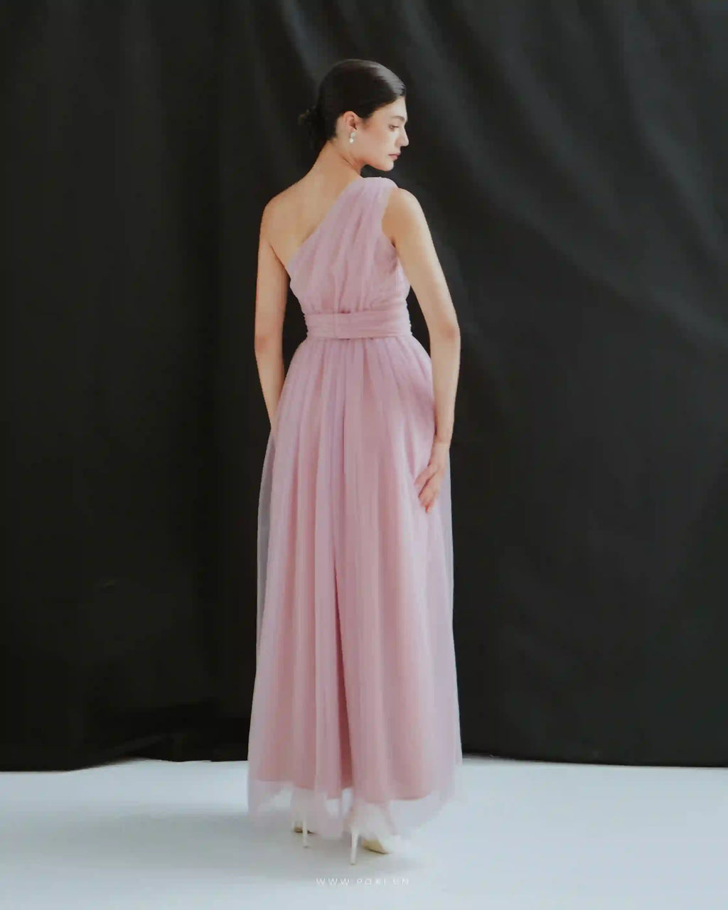 One-shoulder tulle maxi dresses romantic and flying with a detachable belt - D1570 - POXI