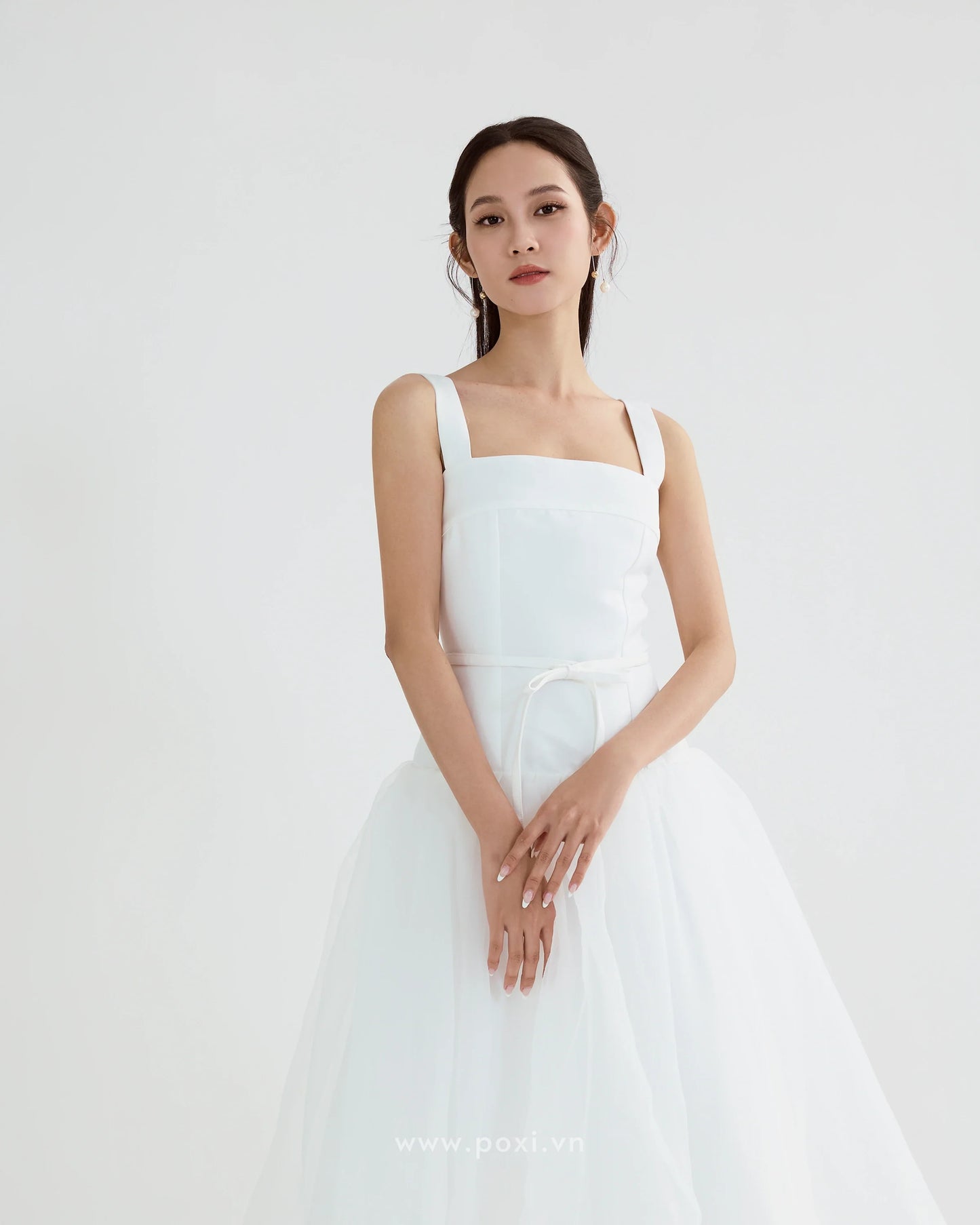 Đầm cổ vuông không tay phối váy xốp xòe - D1888B Regular