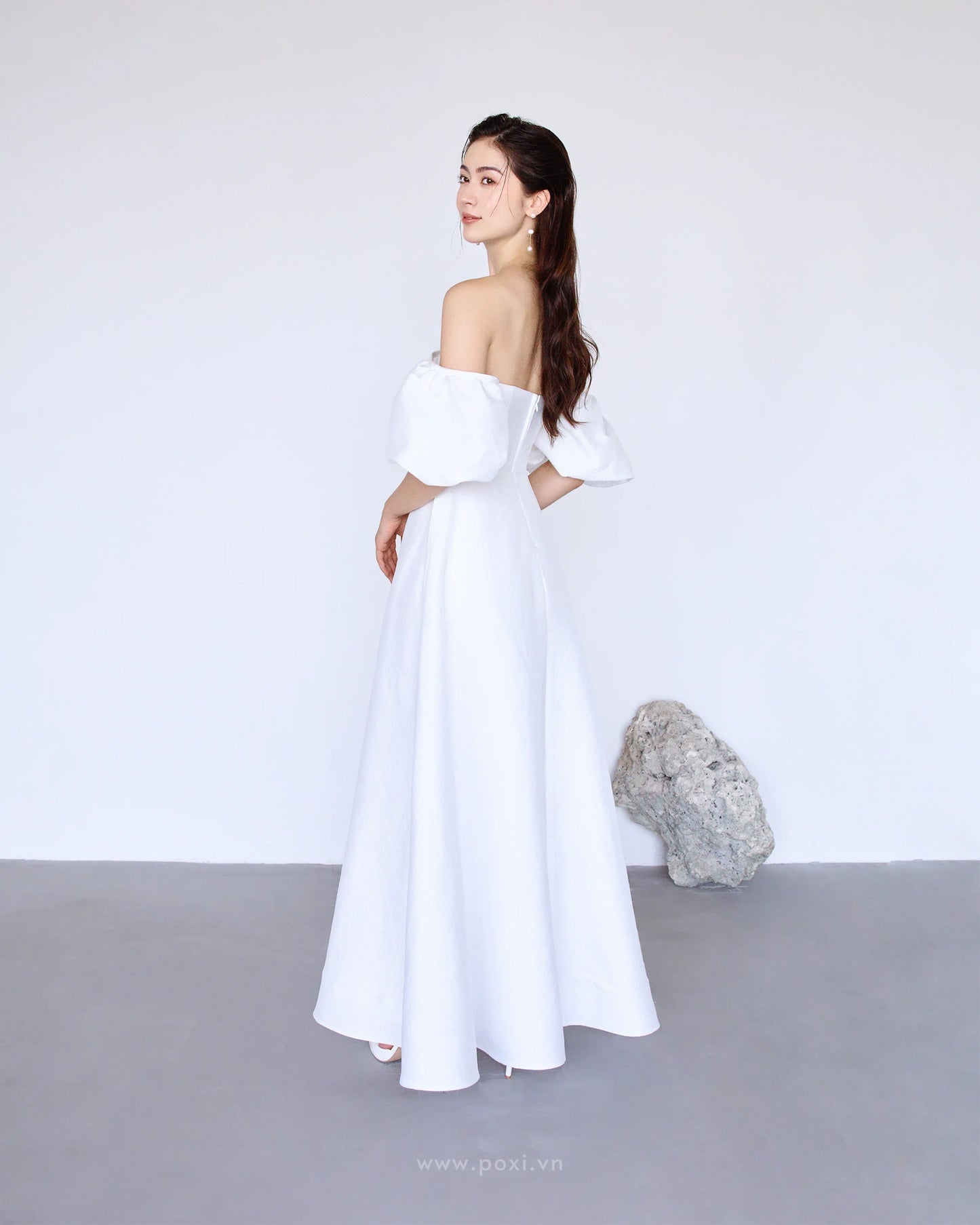 Đầm cúp ngực phối tay áo phồng dáng váy Aline xòe nhẹ - D1976 Regular