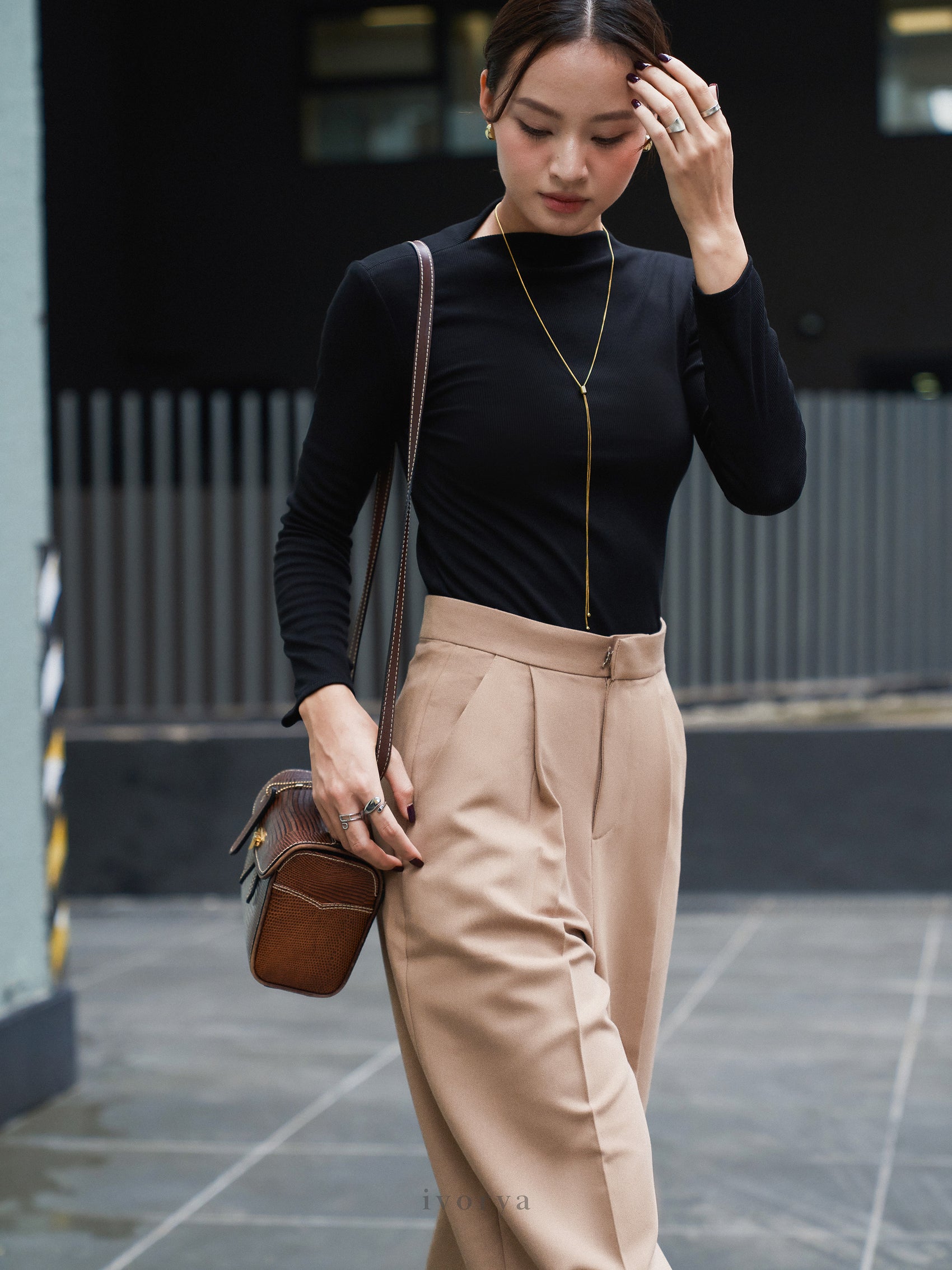 Áo thun tăm màu đen tay dài - SH9973