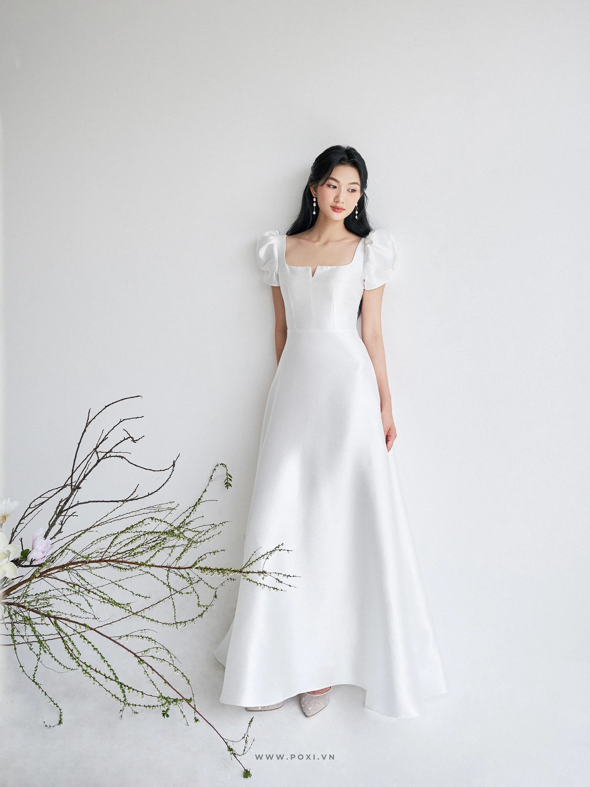 Đầm cổ vuông tay phồng, dáng váy Aline xòe nhẹ - D1920 Regular