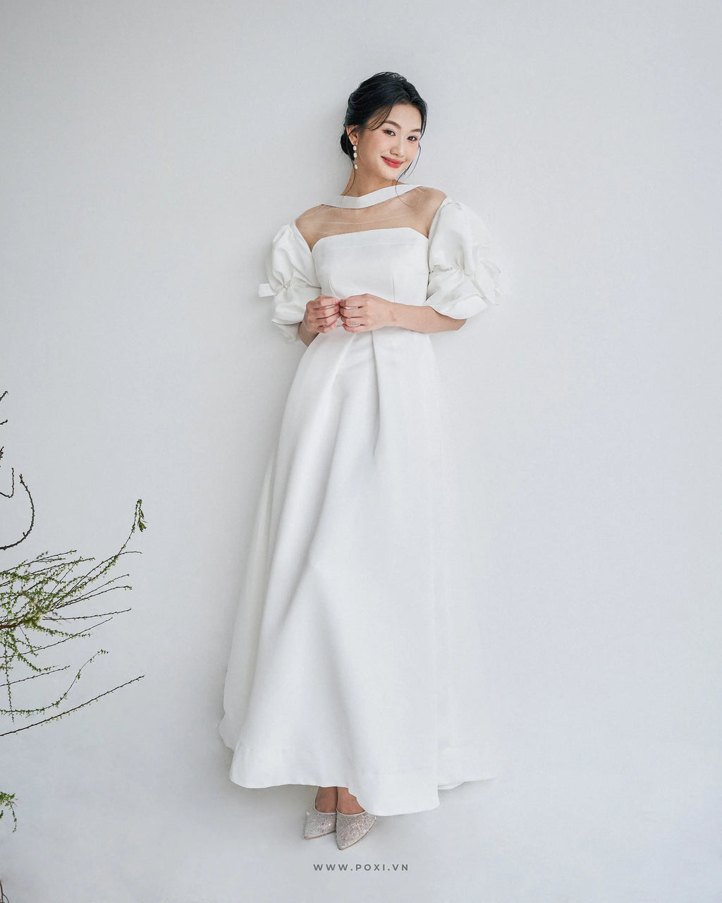 Made-to-order Modern off-the-shoulder wedding dress with impressive puff sleeve - D1834