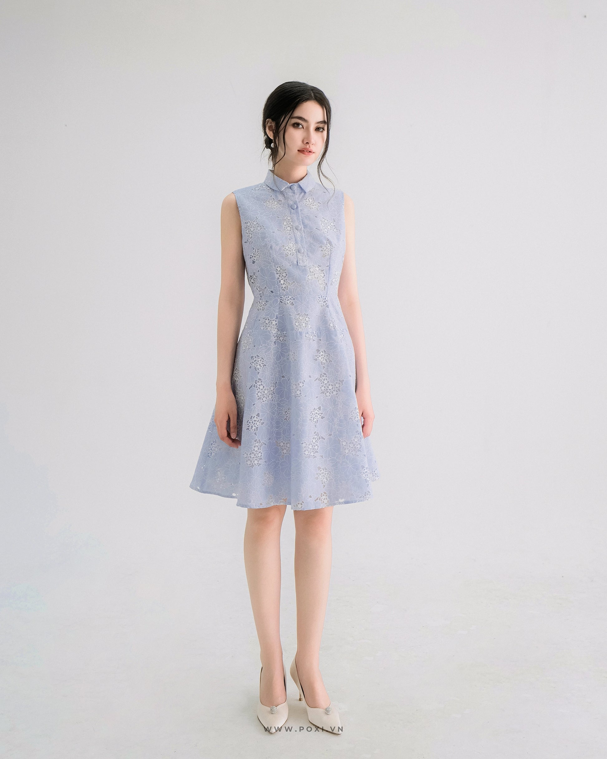 Youthful mini blue dress with collard neck and sleeveless - D1860B - POXI