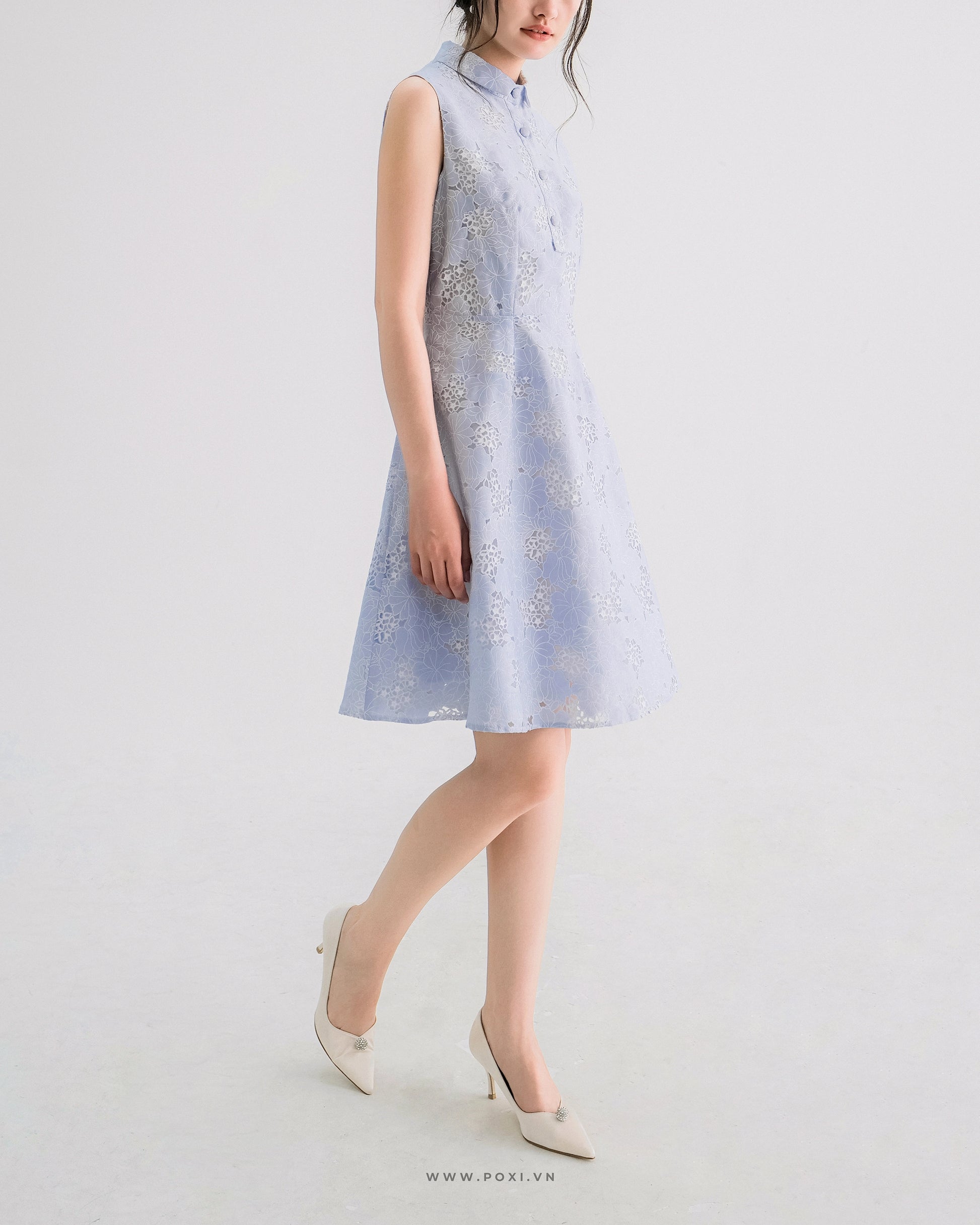 Youthful mini blue dress with collard neck and sleeveless - D1860B - POXI
