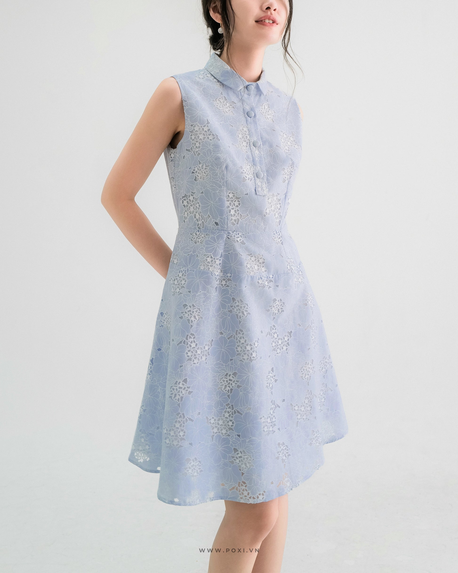 Youthful mini blue dress with collard neck and sleeveless - D1860B - POXI