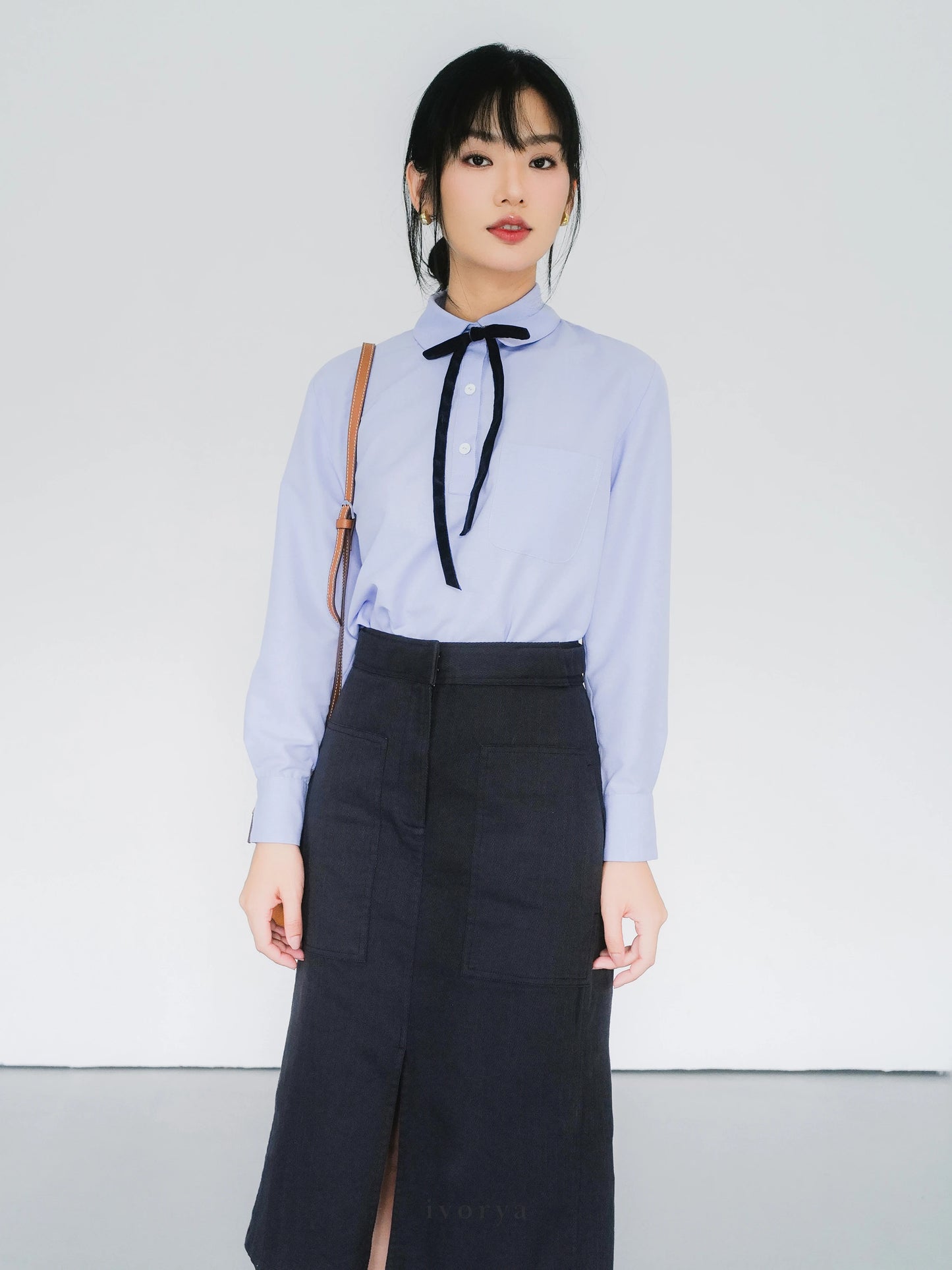 Áo sơ mi xanh pastel cổ xẻ trụ tay dài - SH9981