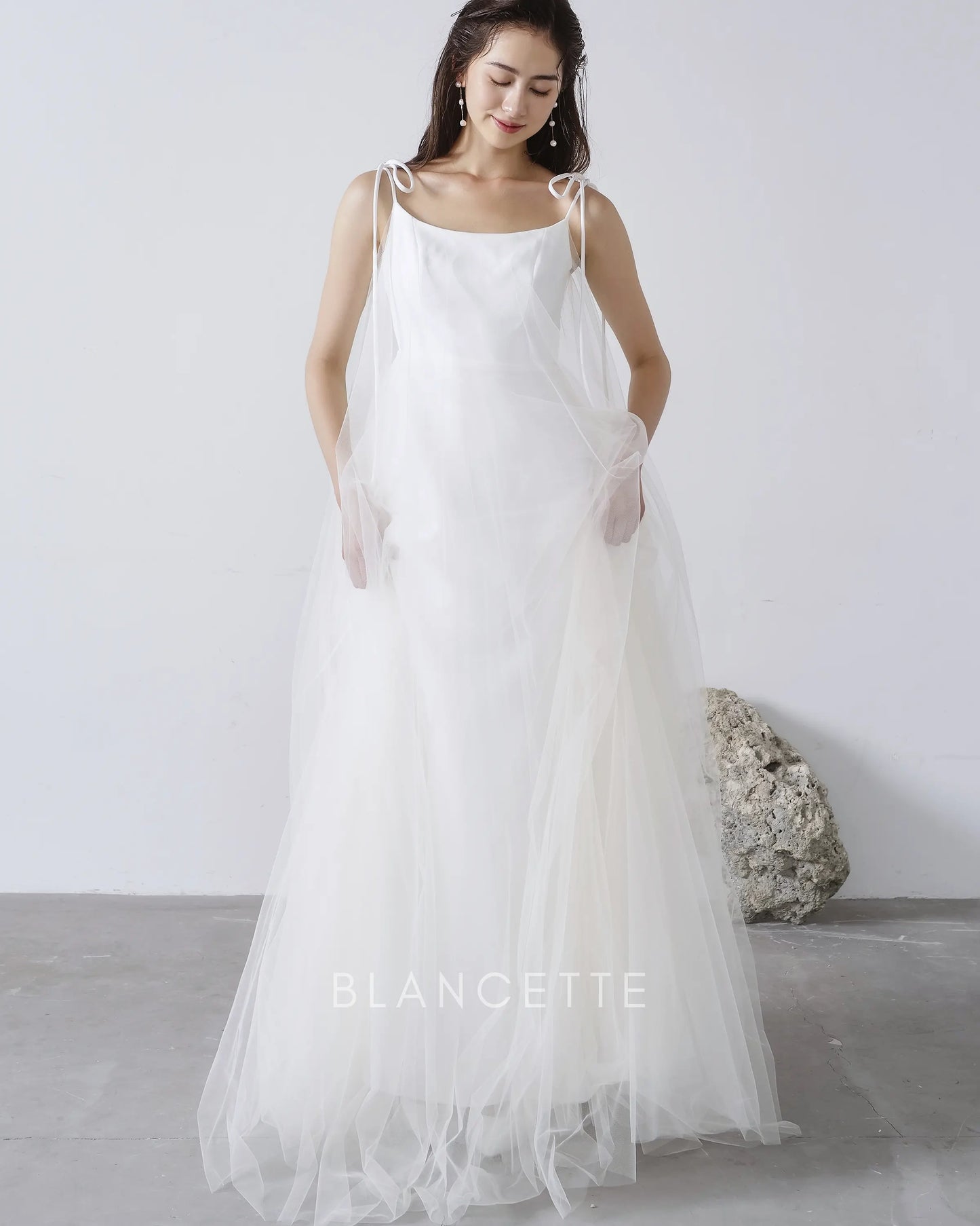 Đầm xòe phối lưới dây vai dài thắt nơ - D1966