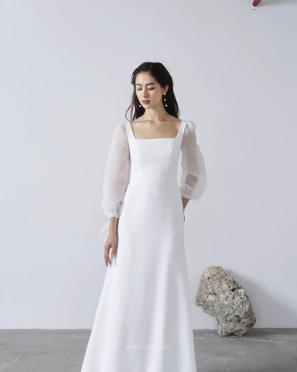 Đầm cổ vuông tay dài thắt nơ, dáng váy Aline xòe nhẹ - D1576 Regular