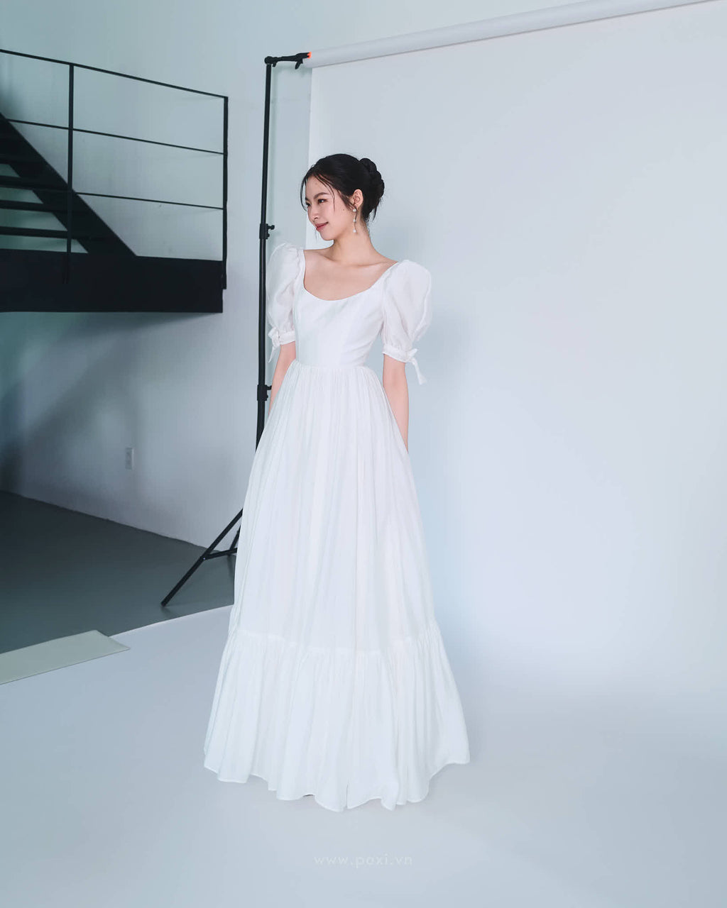 Đầm xòe cổ U tay phồng - D1975