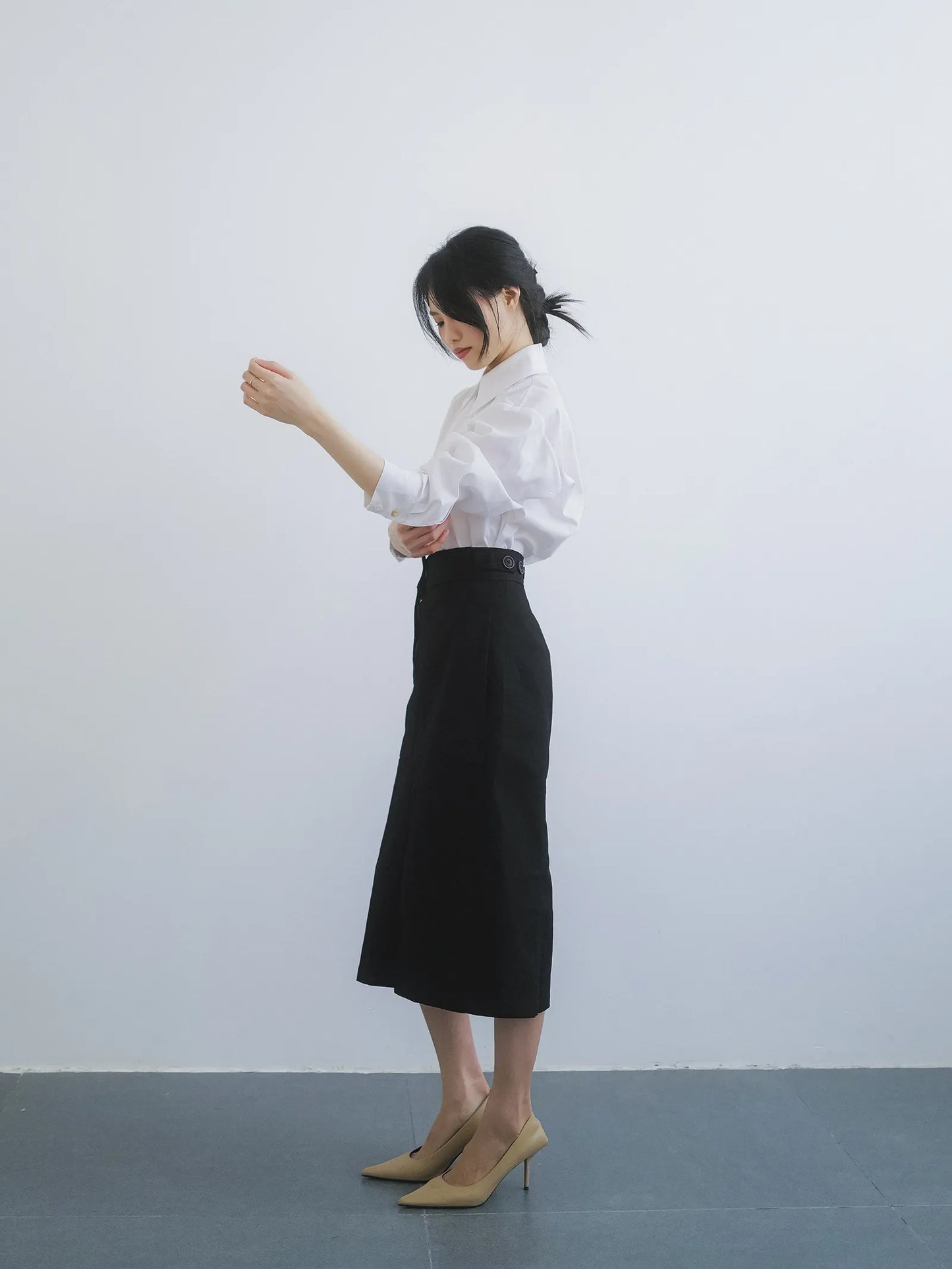 Áo sơ mi lá cổ nhọn tay dài - SH9812B