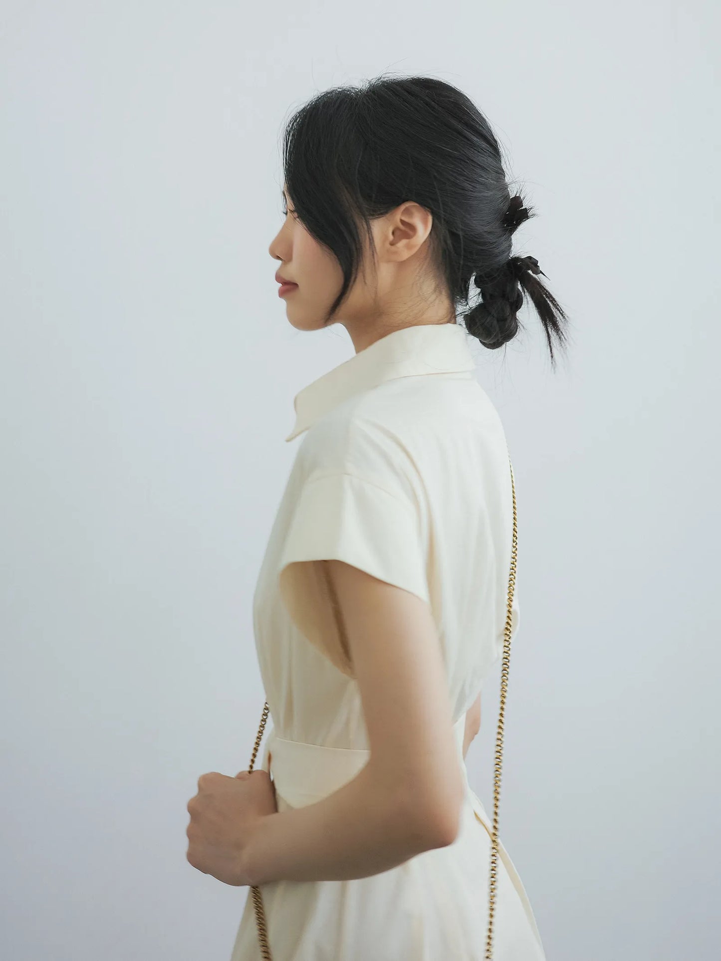 Đầm sơ mi kem form rộng tay ngắn thanh lịch - YD9764B