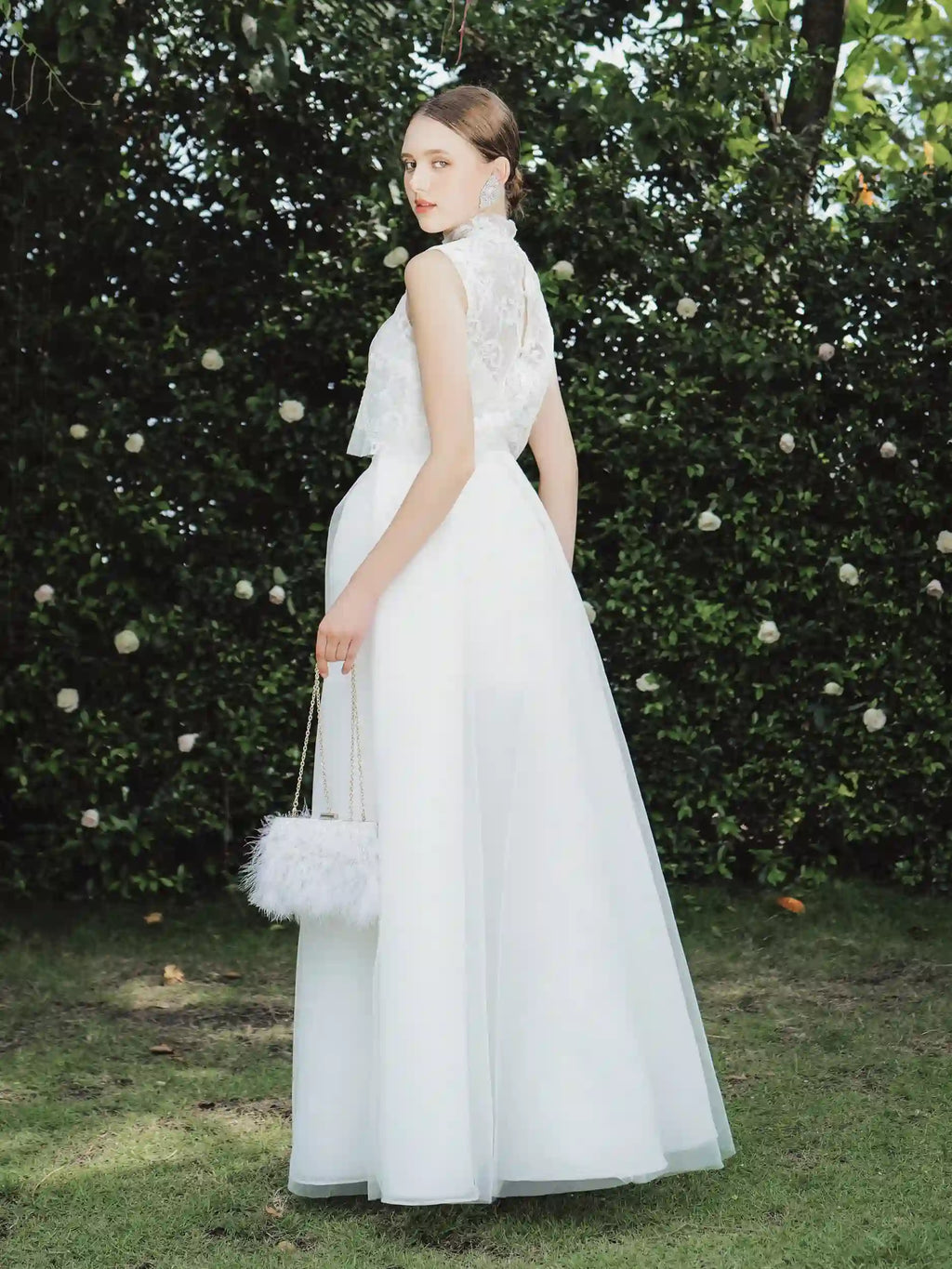 Impressive wedding dress "2 in 1" with a sleeveless crop top and long skirt - S1789 - POXI