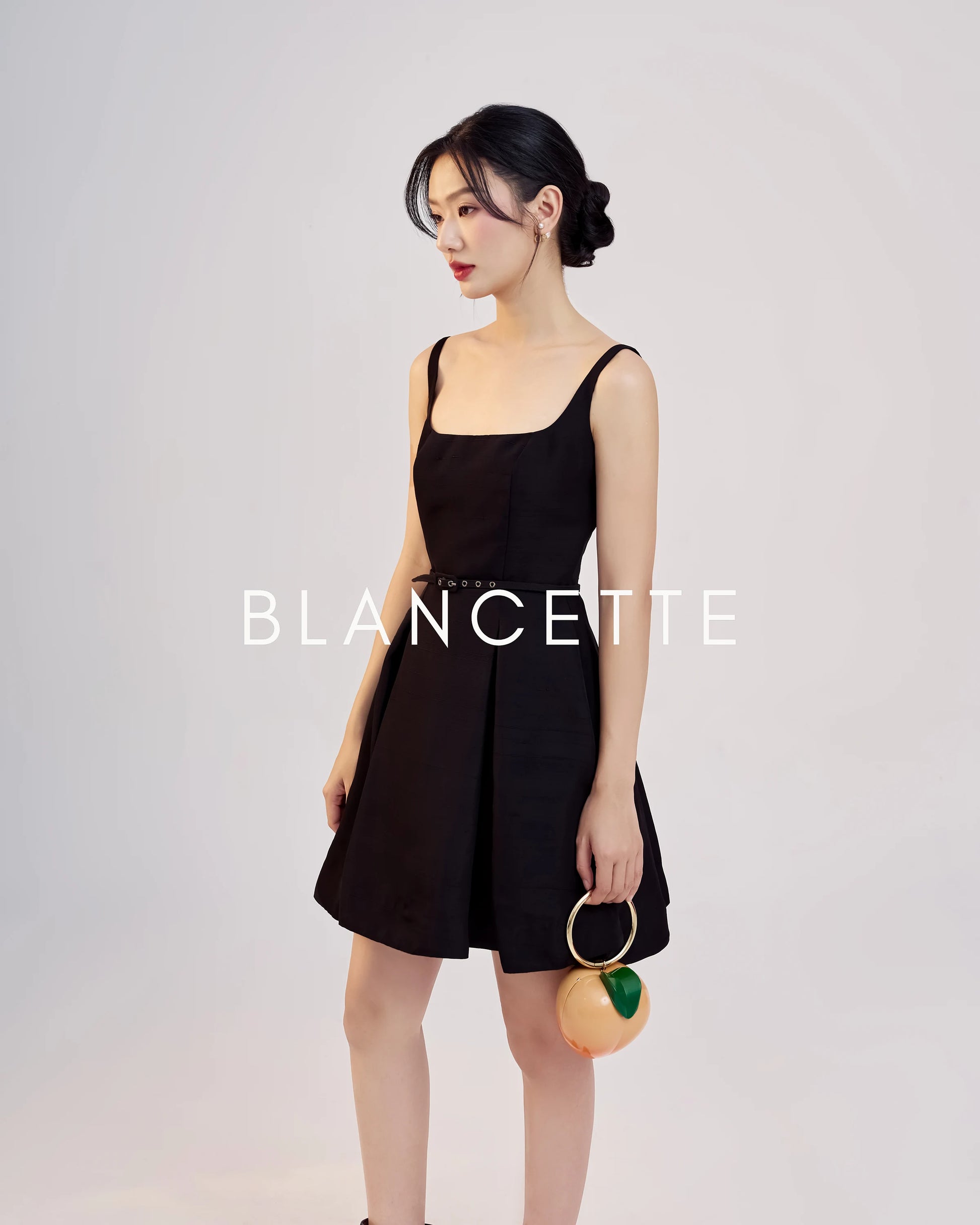 Đầm mini cổ vuông váy Aline xếp ly - D1958