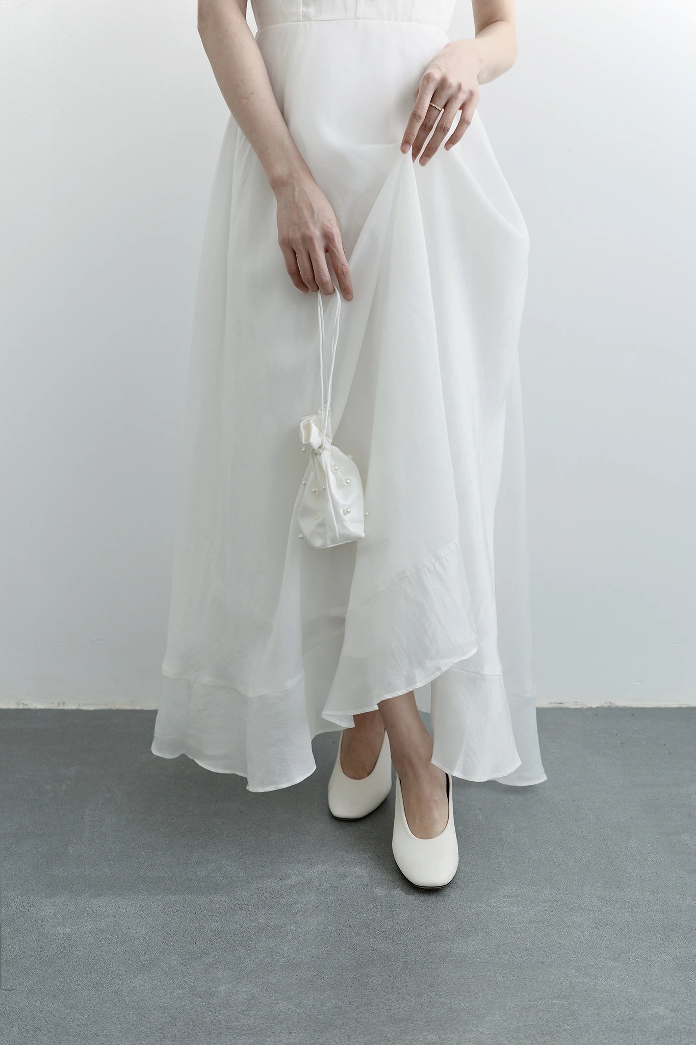 Đầm cổ tròn thân trong form cúp ngực, váy Aline xòe nhẹ - D1813