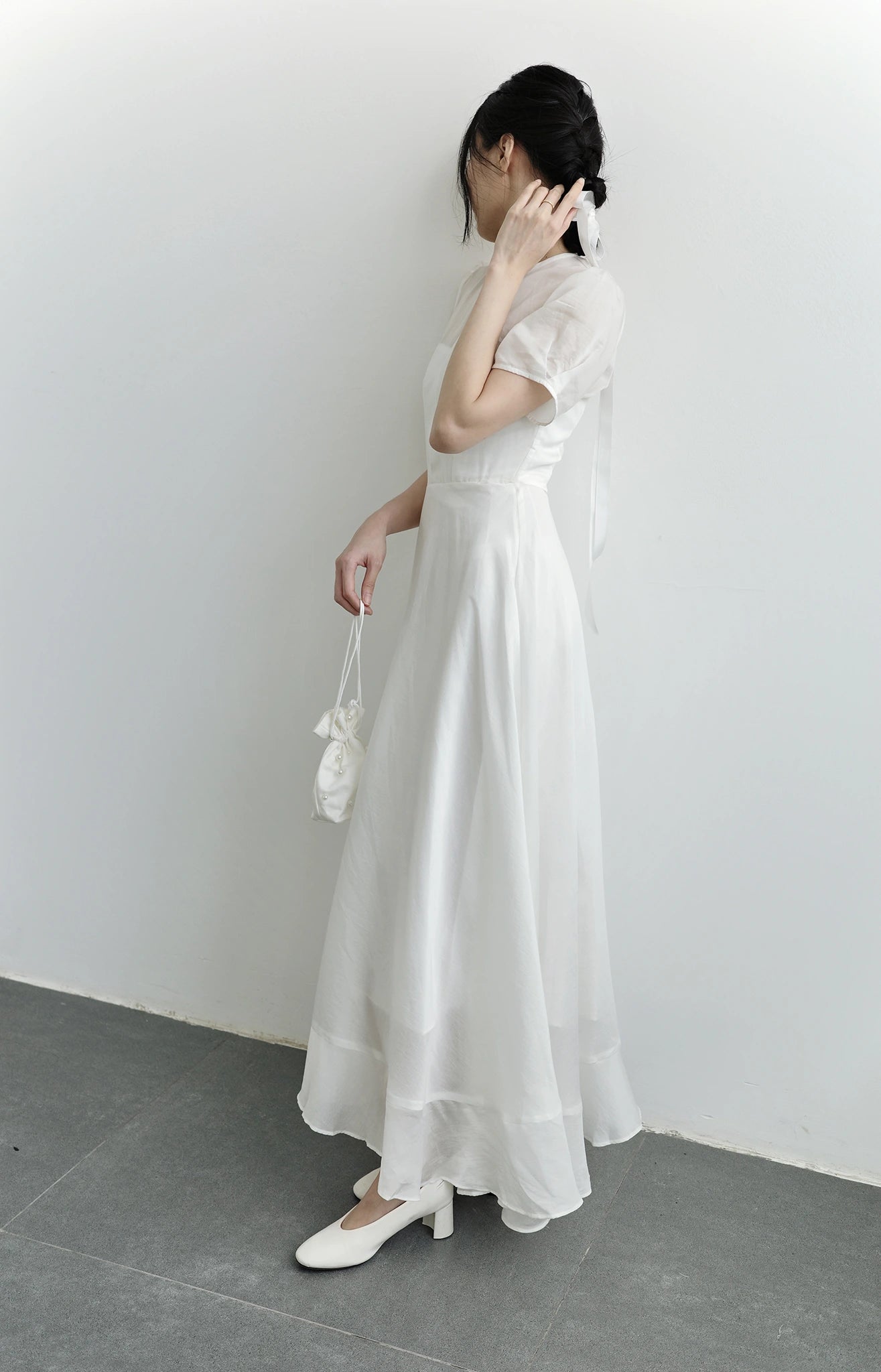 Đầm cổ tròn thân trong form cúp ngực, váy Aline xòe nhẹ - D1813