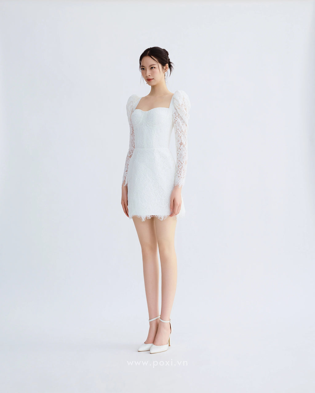 Đầm ren mini cổ vuông tim tay dài váy Aline - D1933 Regular