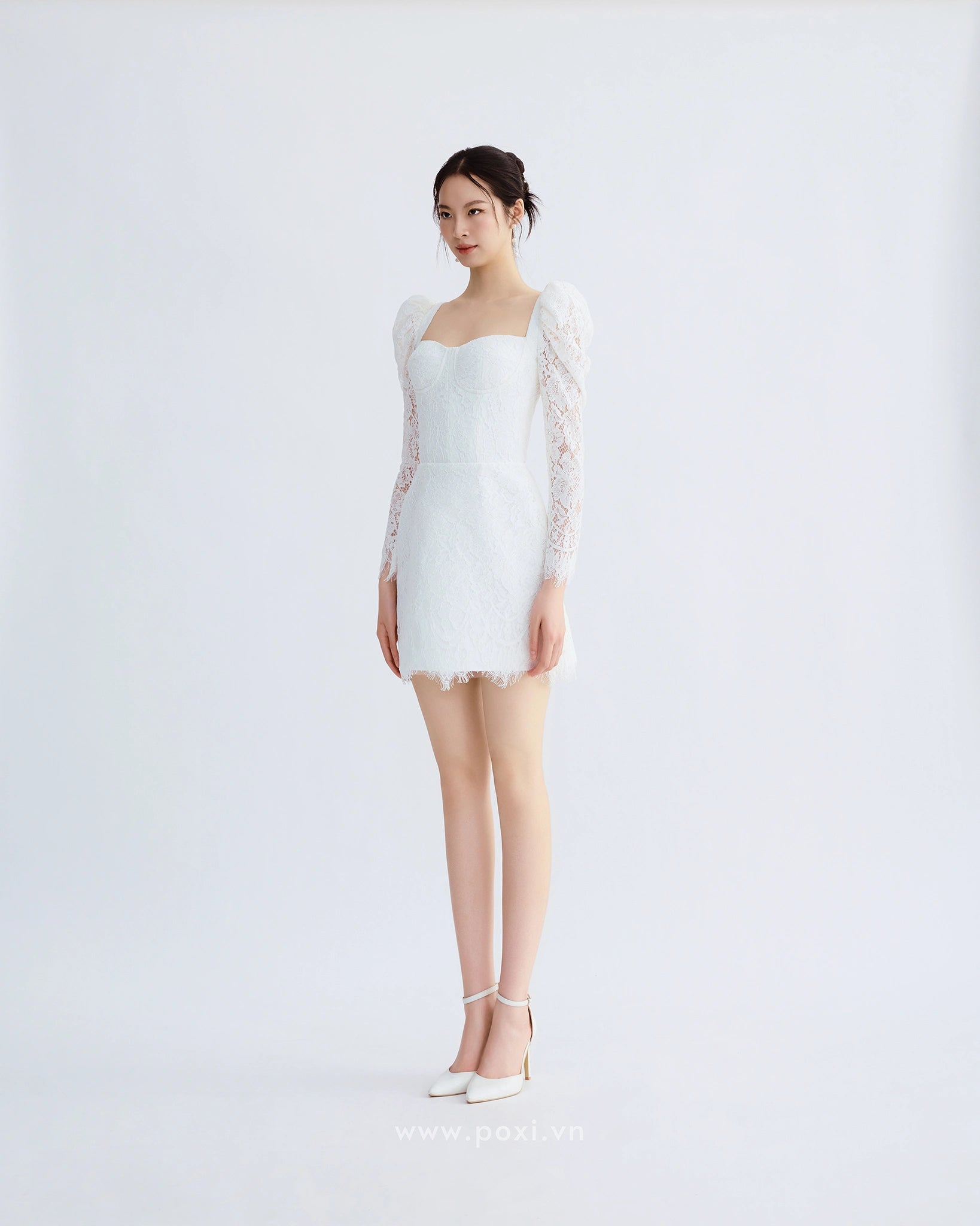 Đầm ren mini cổ vuông tim tay dài váy Aline - D1933 Regular