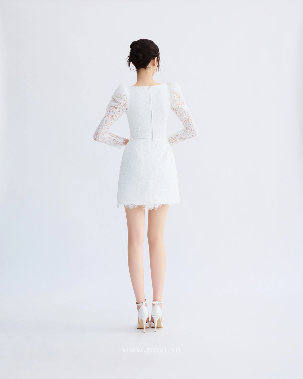 Đầm ren mini cổ vuông tim tay dài váy Aline - D1933 Regular
