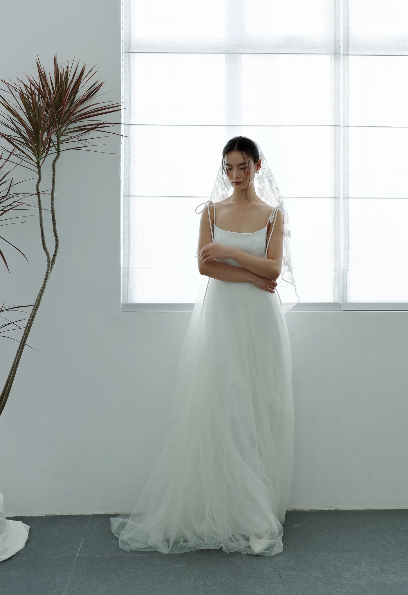 Đầm xòe phối lưới dây vai dài thắt nơ - D1966