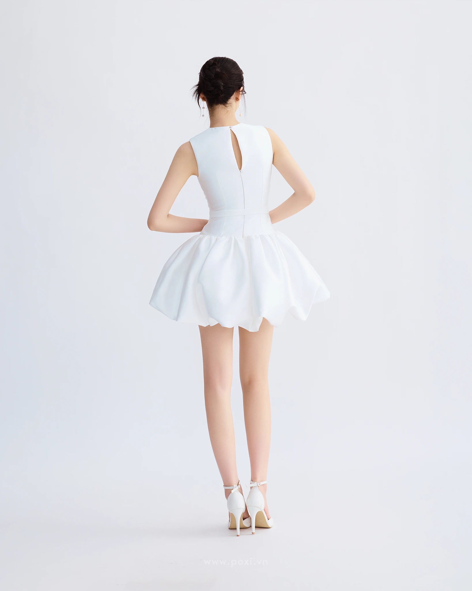 Đầm mini váy bí nhún phồng - D1977 Regular