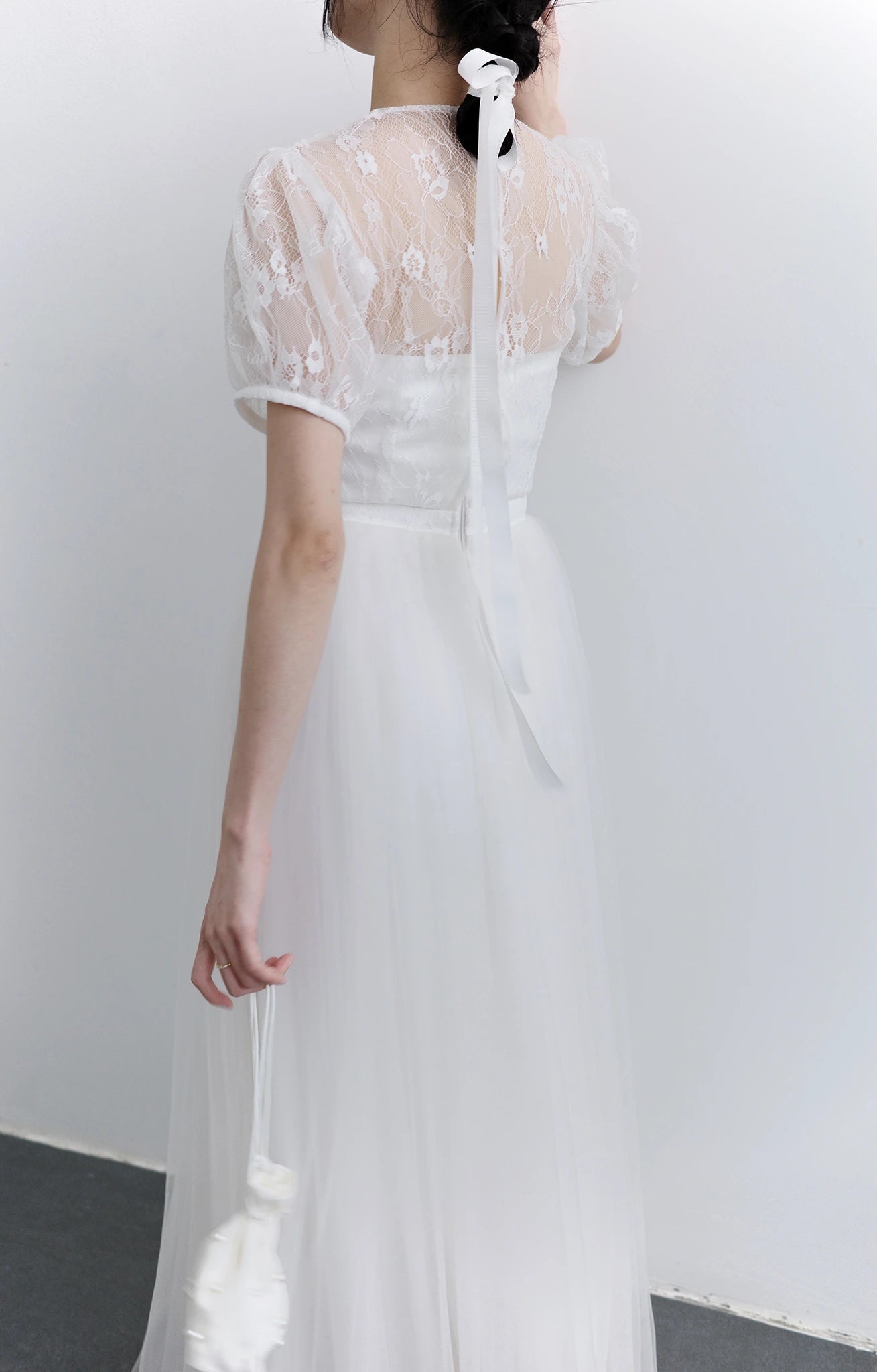 Đầm lưới xòe thân trên cúp ngực phối áo ren ngoài - D1988 Regular