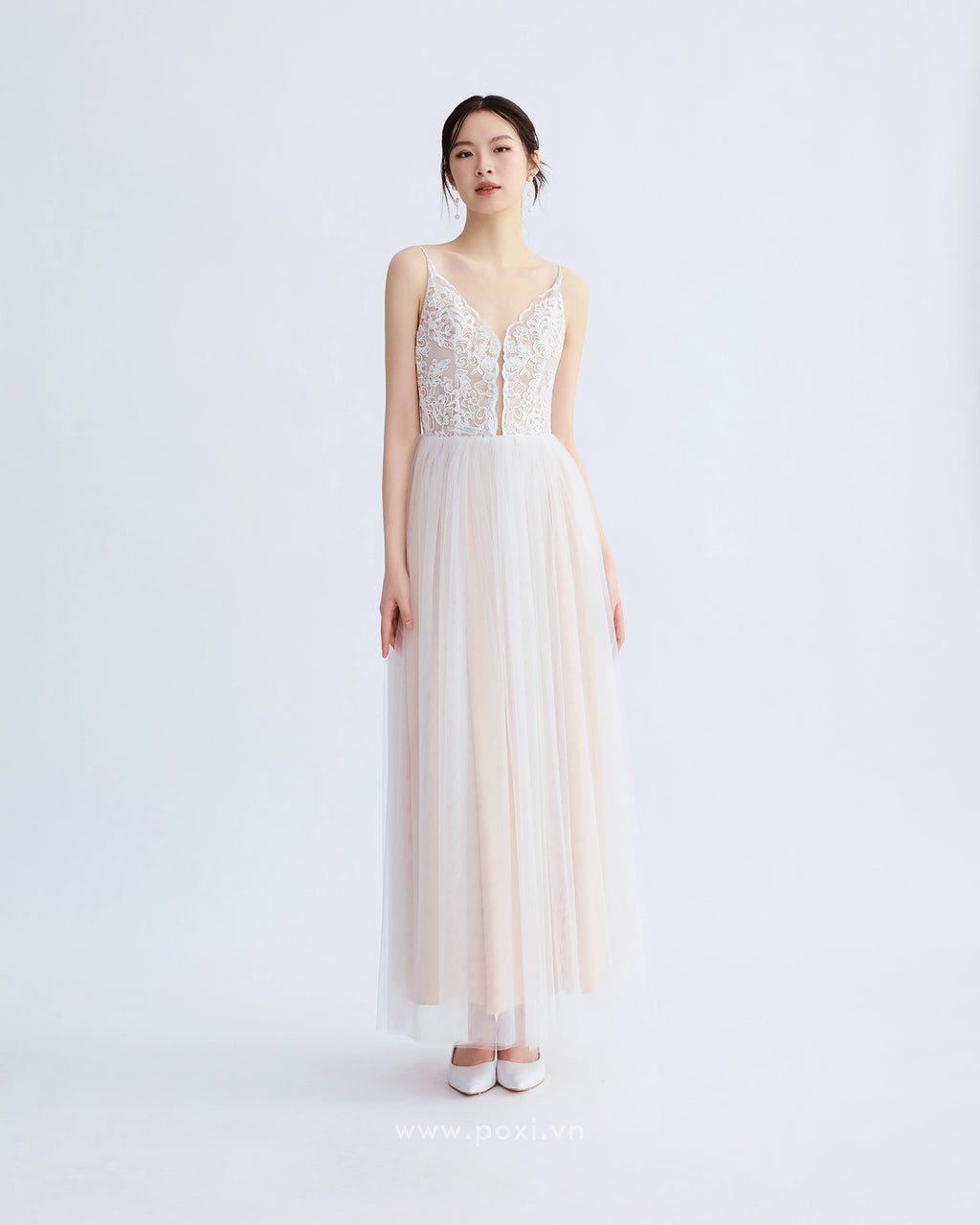 Đầm ren hai dây phối váy lưới xòe nhẹ - D1998