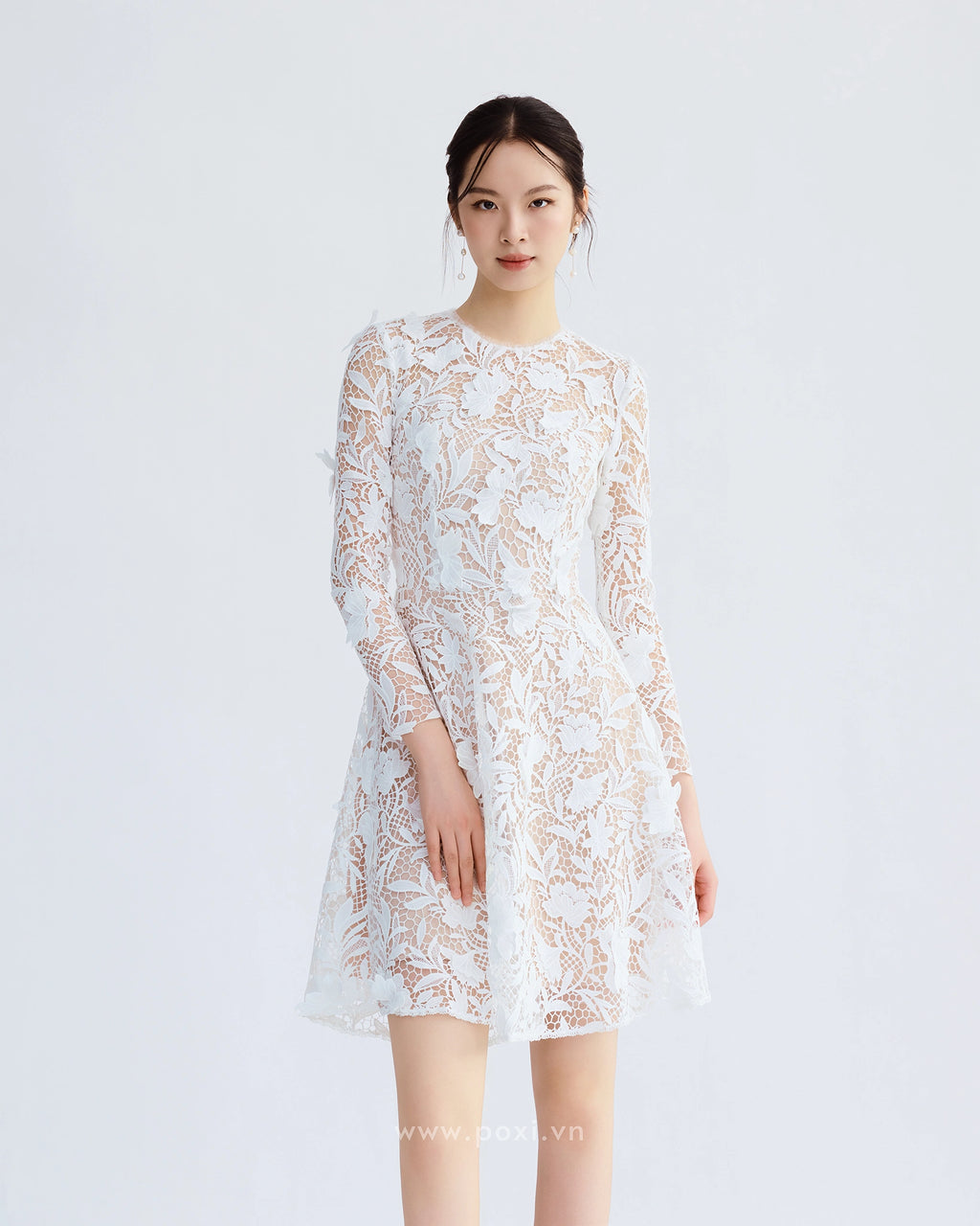 Đầm ren cổ tròn tay dài váy Aline xòe nhẹ - D2001