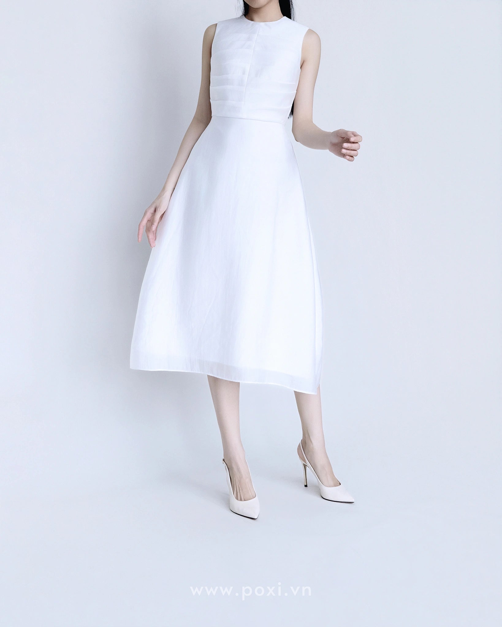 Đầm midi cổ tròn xếp ly thân trên, dáng váy Aline xòe nhẹ - D2006