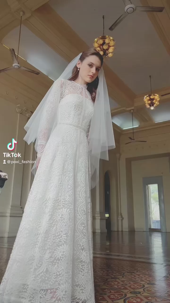 Đầm ren cổ tròn tay dài, dáng váy xòe - D750C Regular
