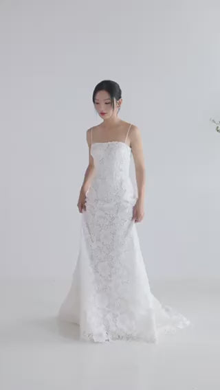 Đầm ren cúp ngực hai dây mảnh - D1891B
