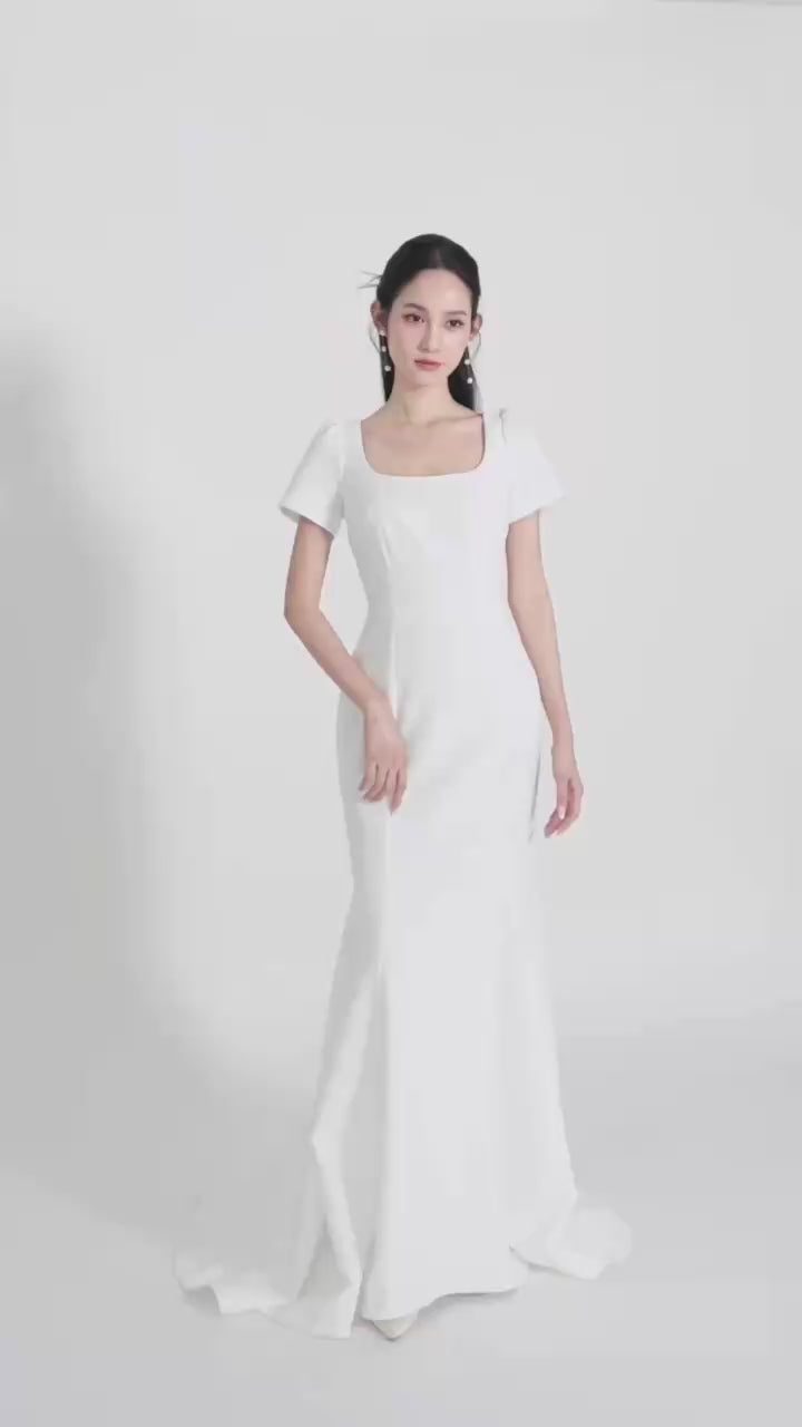 Đầm cổ vuông tay ngắn, dáng váy xòe ôm hông nhẹ - D1928 Regular