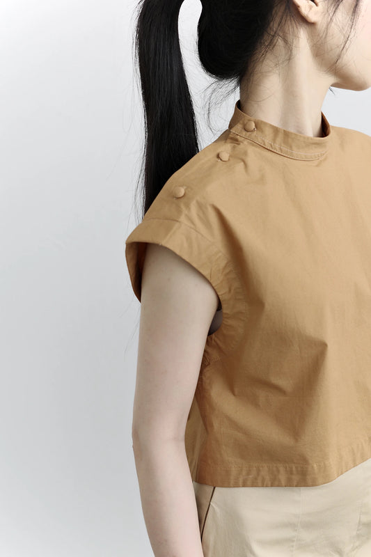 Áo crop-top nữ màu nâu không tay - SH9778